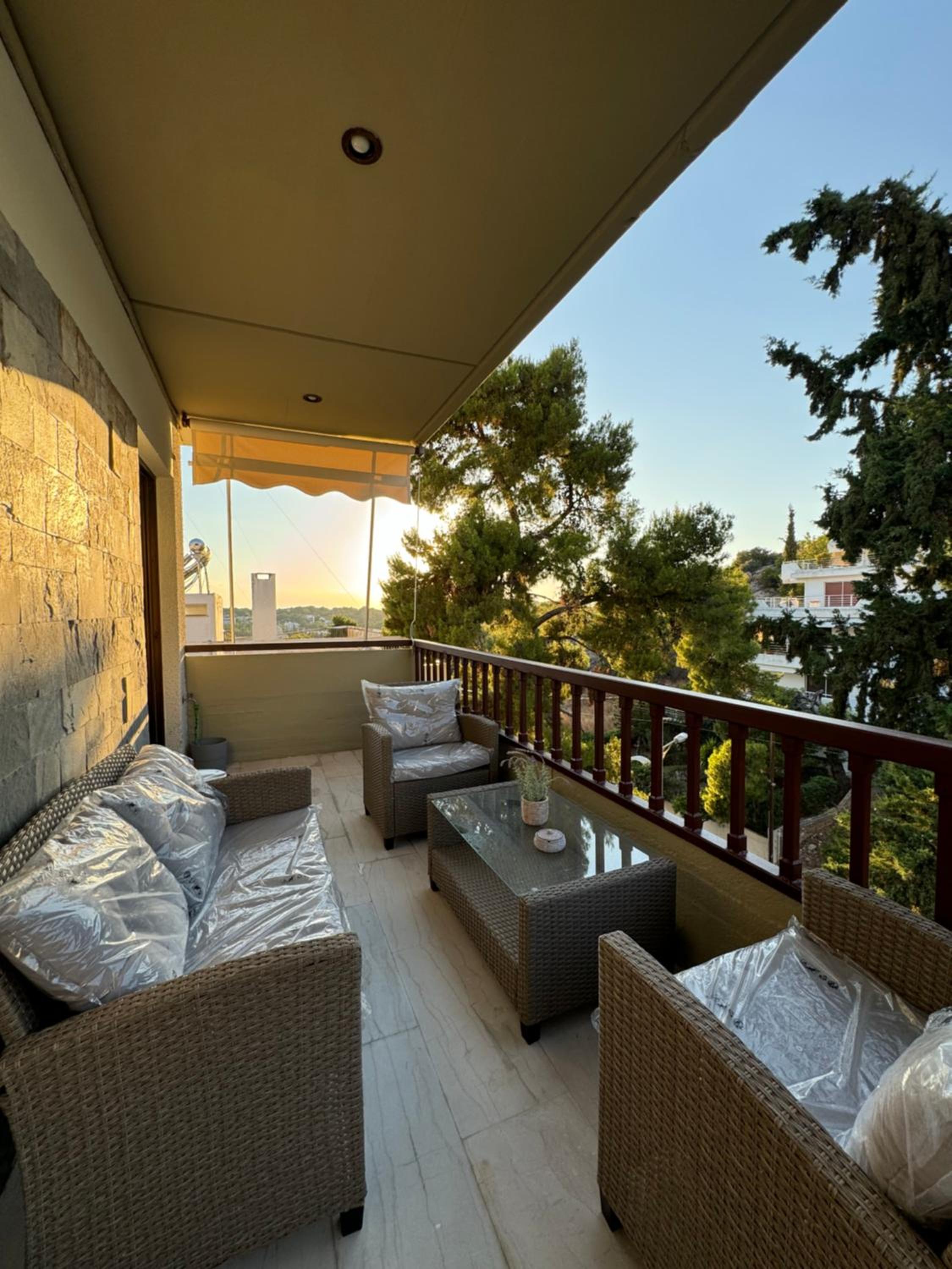 The rock view apartment