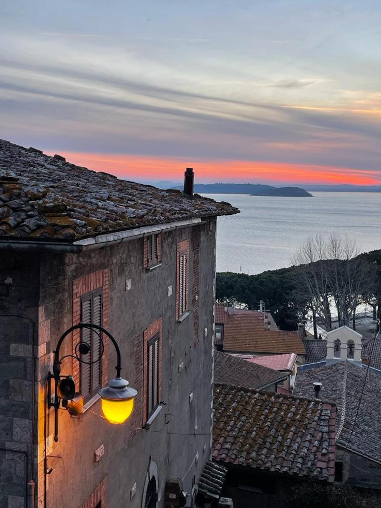 Alla Rocca del Lago Dimore view 3