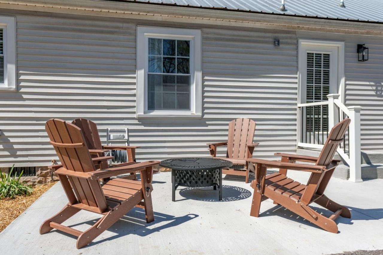 Professionally Designed 4BD Central location view 4