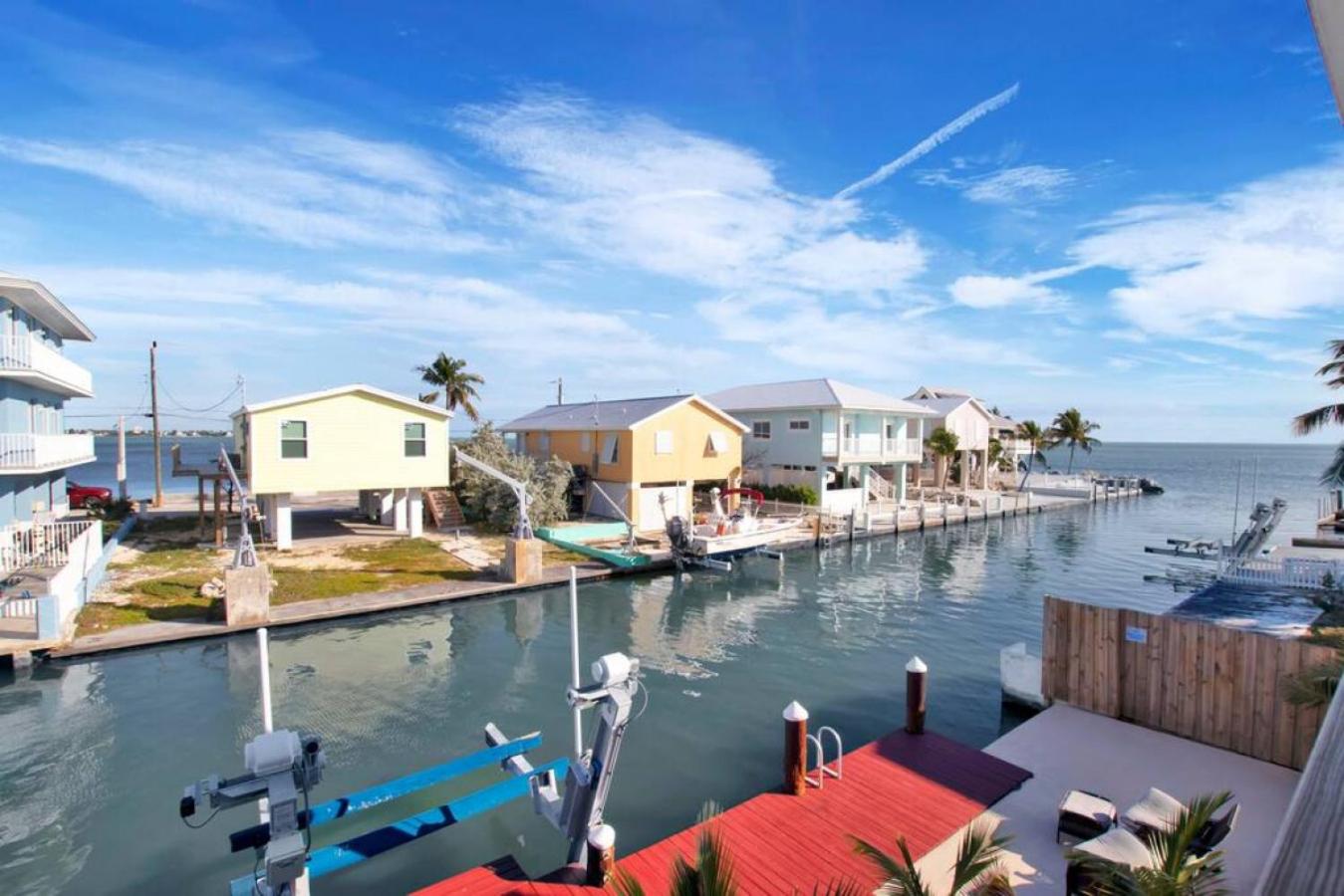 Ocean Breeze Oasis with great boating access view 2