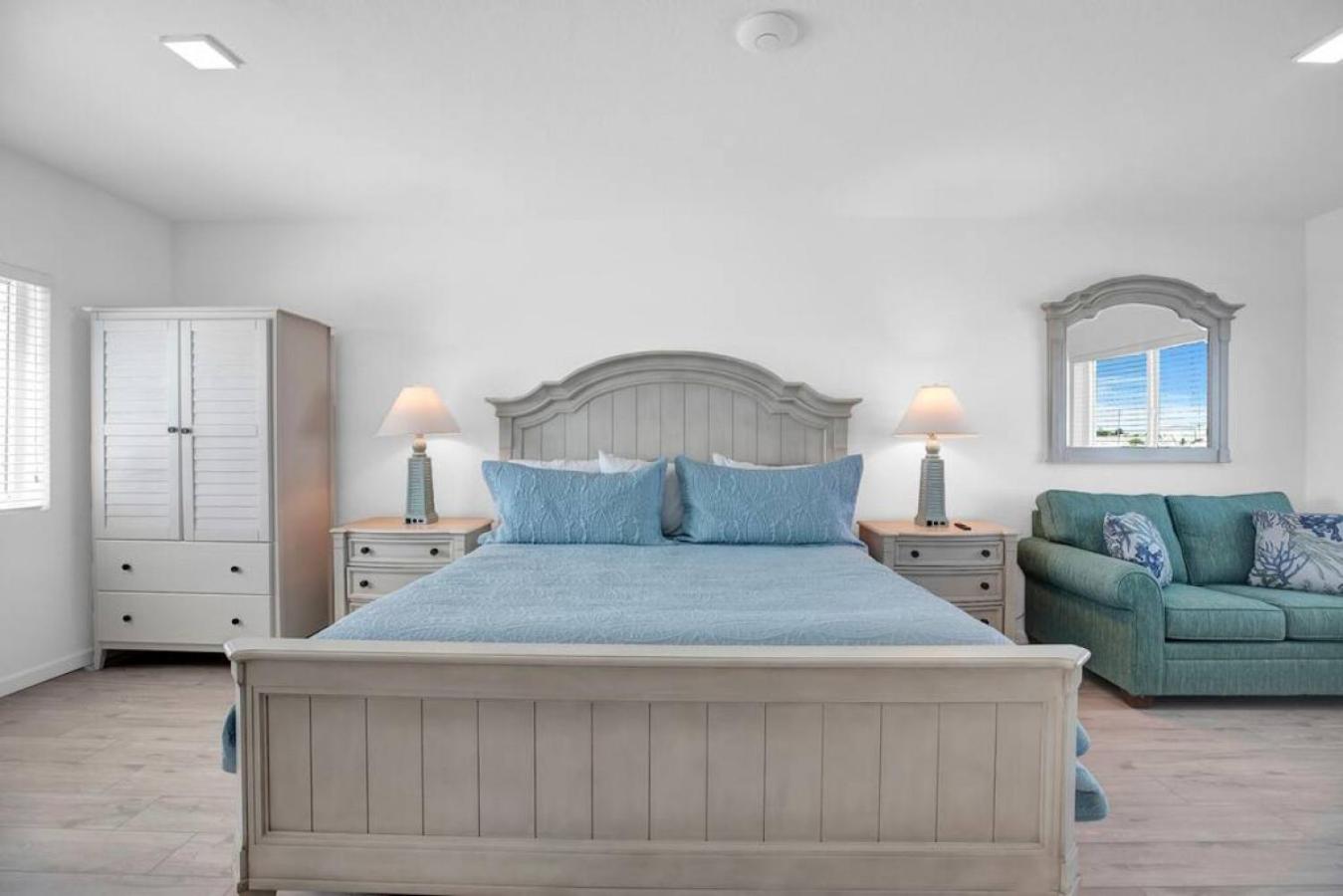 Oceanfront Getaway in Marathon