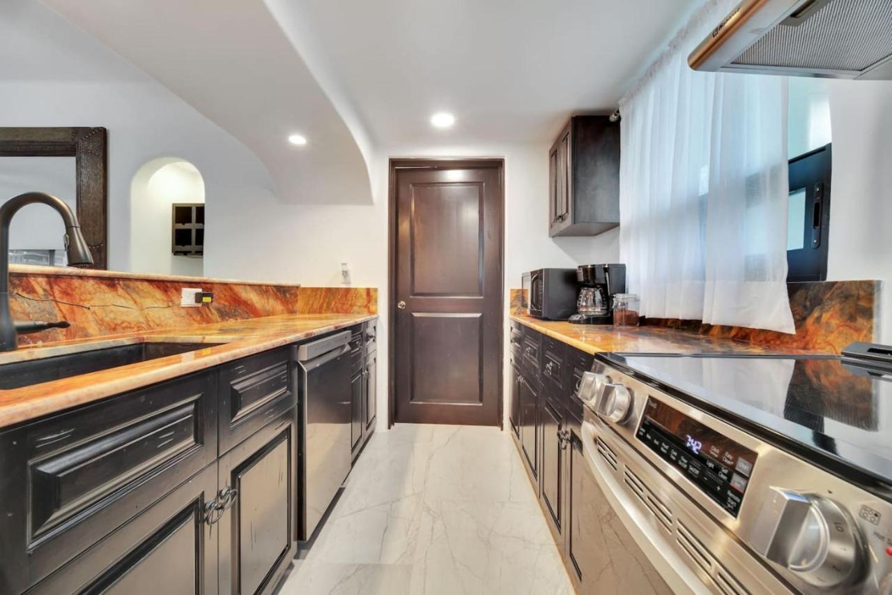 Completely Remodeled 2BD-2BA Plaza Bonita view 2