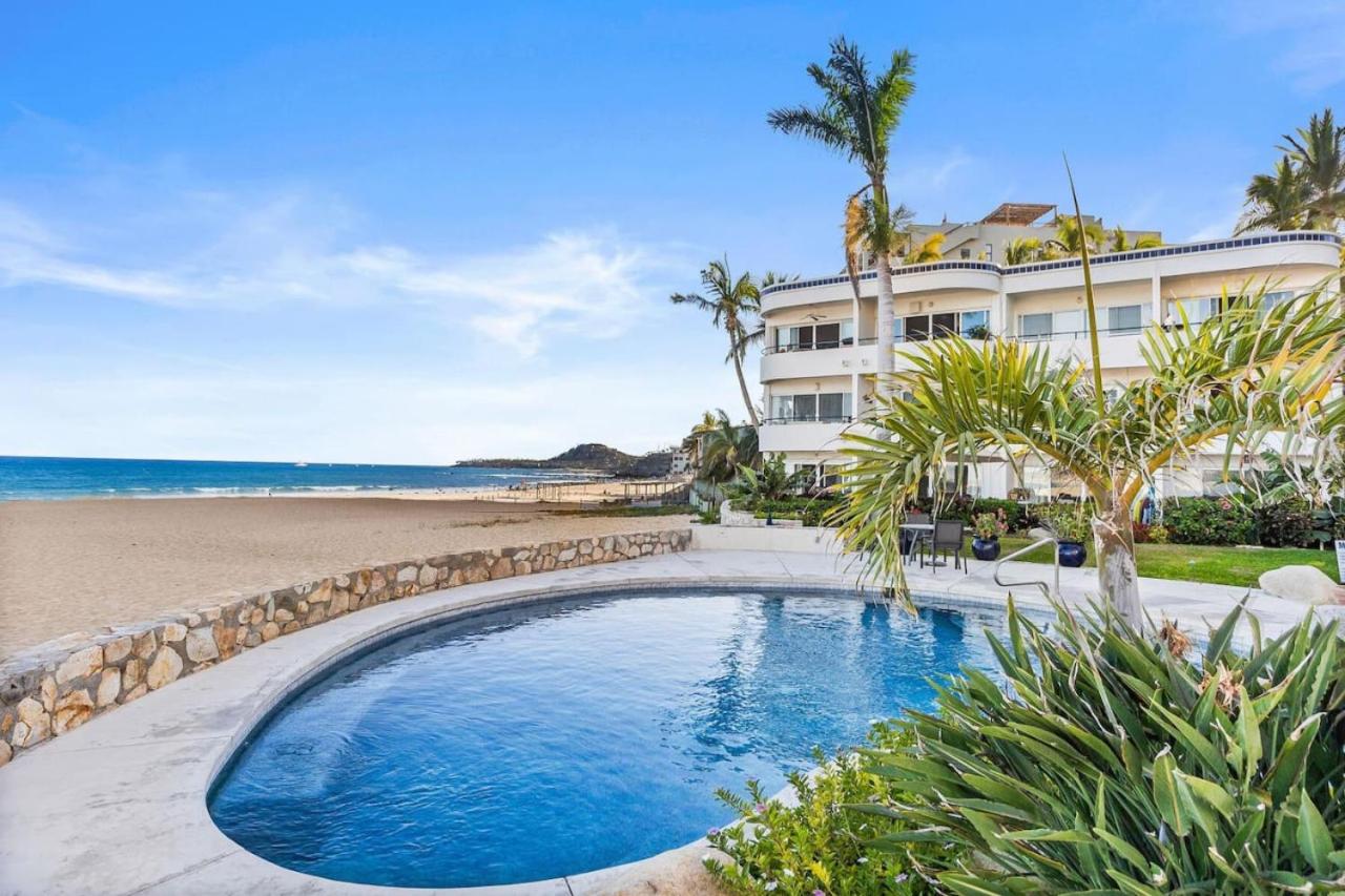 1BD-1BA Costa Azul Beachfront