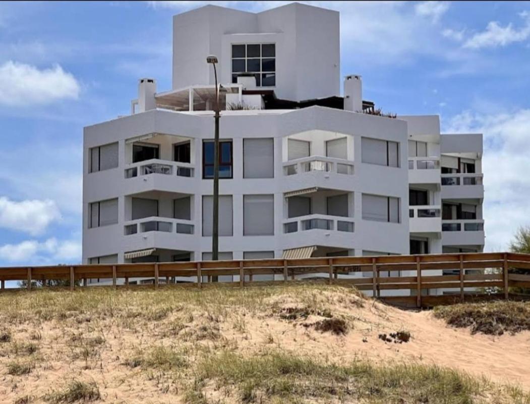 Frente al mar hermoso view 4