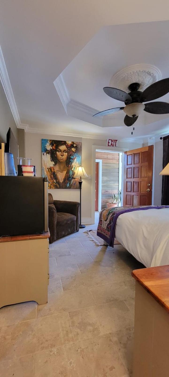 Caye Caulker Boutique Guesthouse 5
