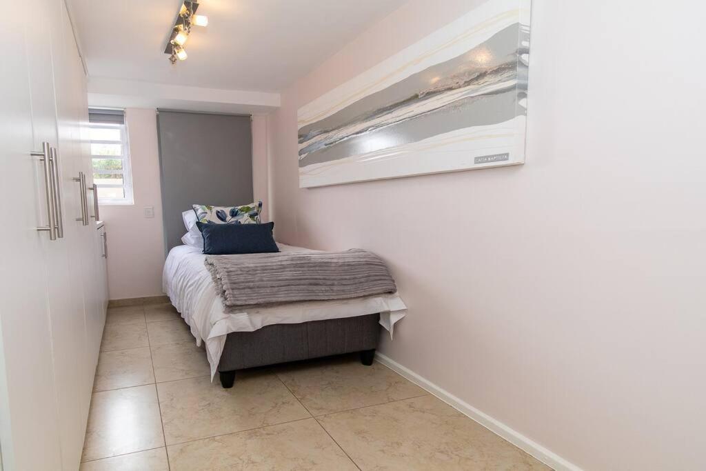 Spectacular Avenues Fresnaye
