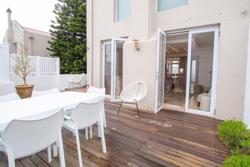 Spectacular Avenues Fresnaye
