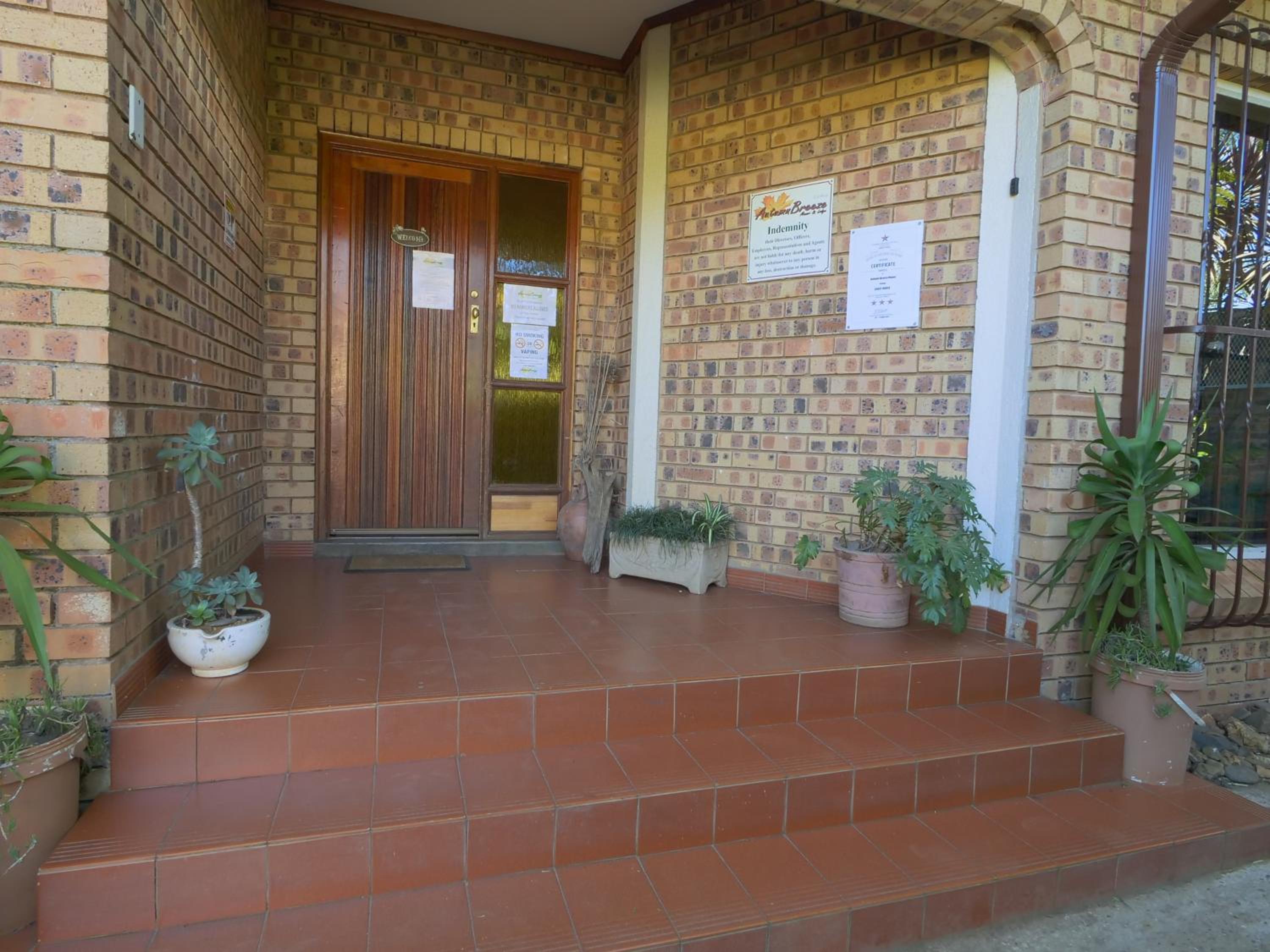 Autumn Breeze Manor Guest House