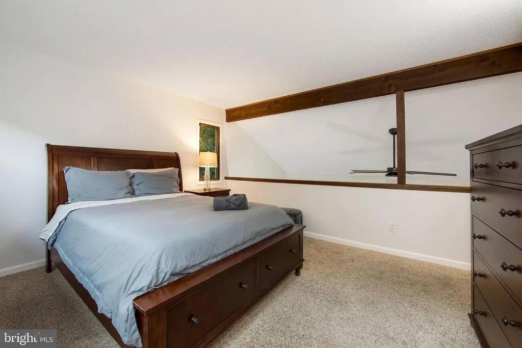 Pocono Mountains Village at Camelback 284 Overlook Way view 2