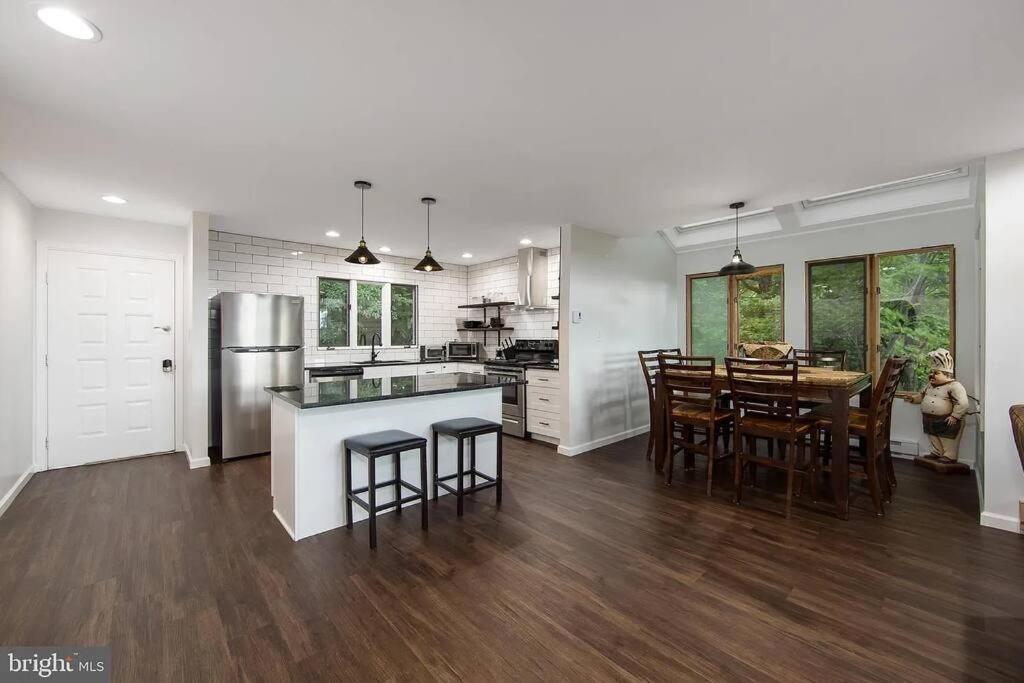 Pocono Mountains Village at Camelback 284 Overlook Way view 3