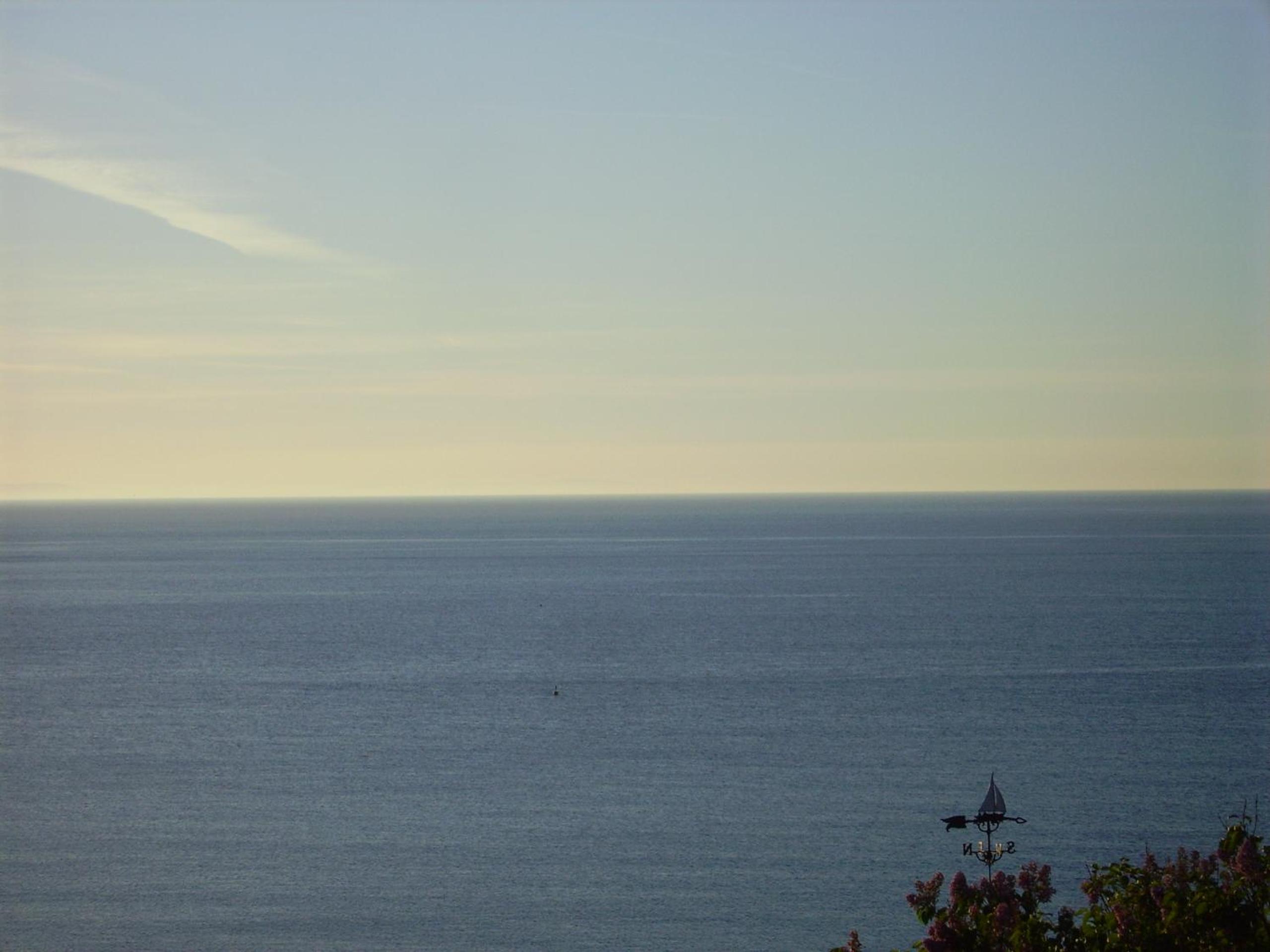 Seawall, 30A Burlington Road view 4