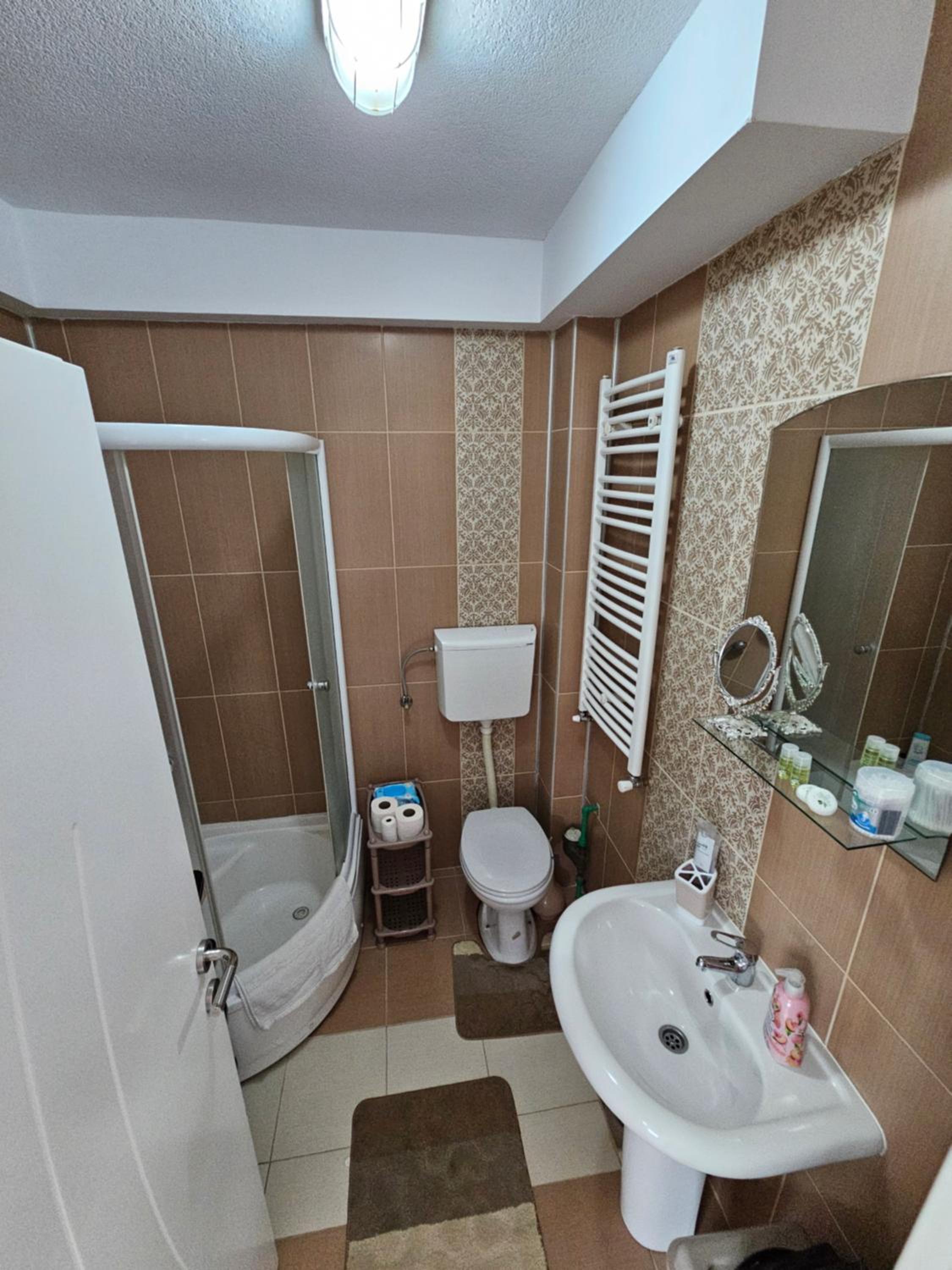 Iskra Apartment