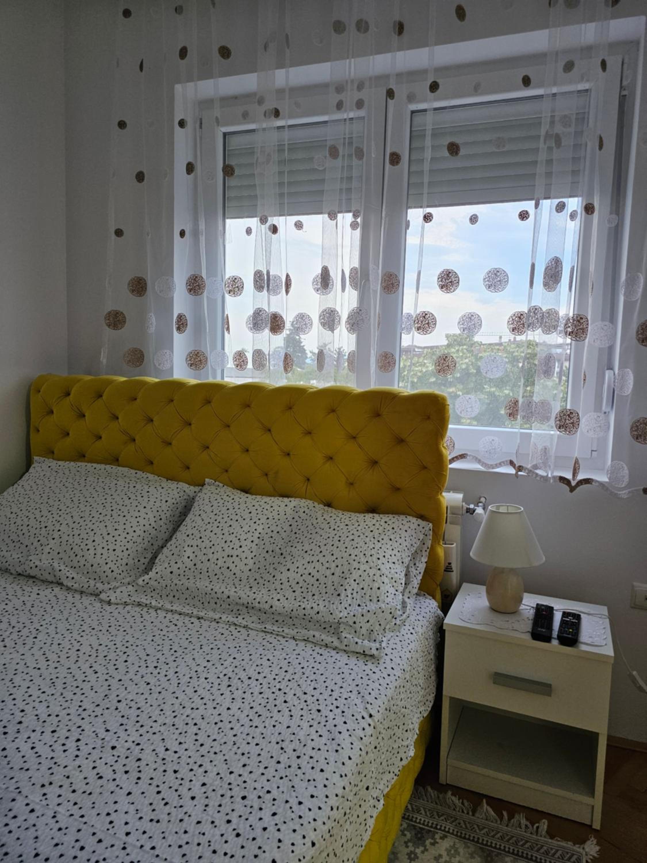 Iskra Apartment