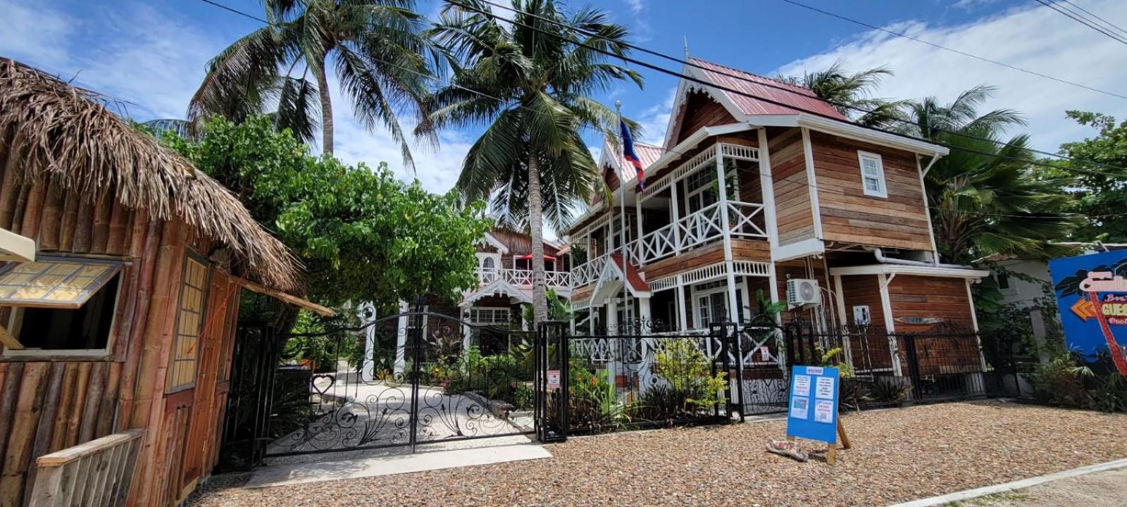 Caye Caulker Boutique Guesthouse 6