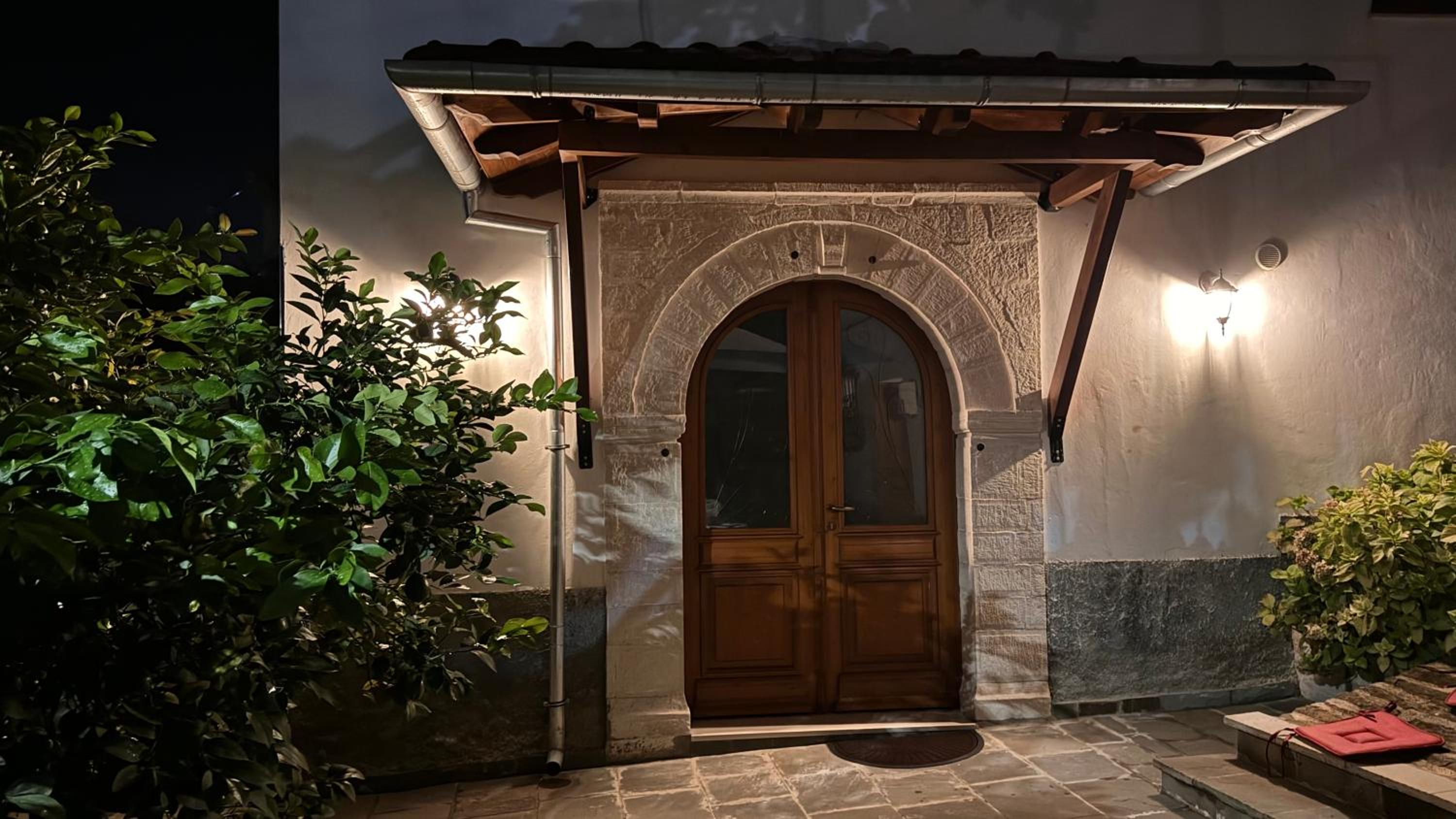 Mezini Guest House