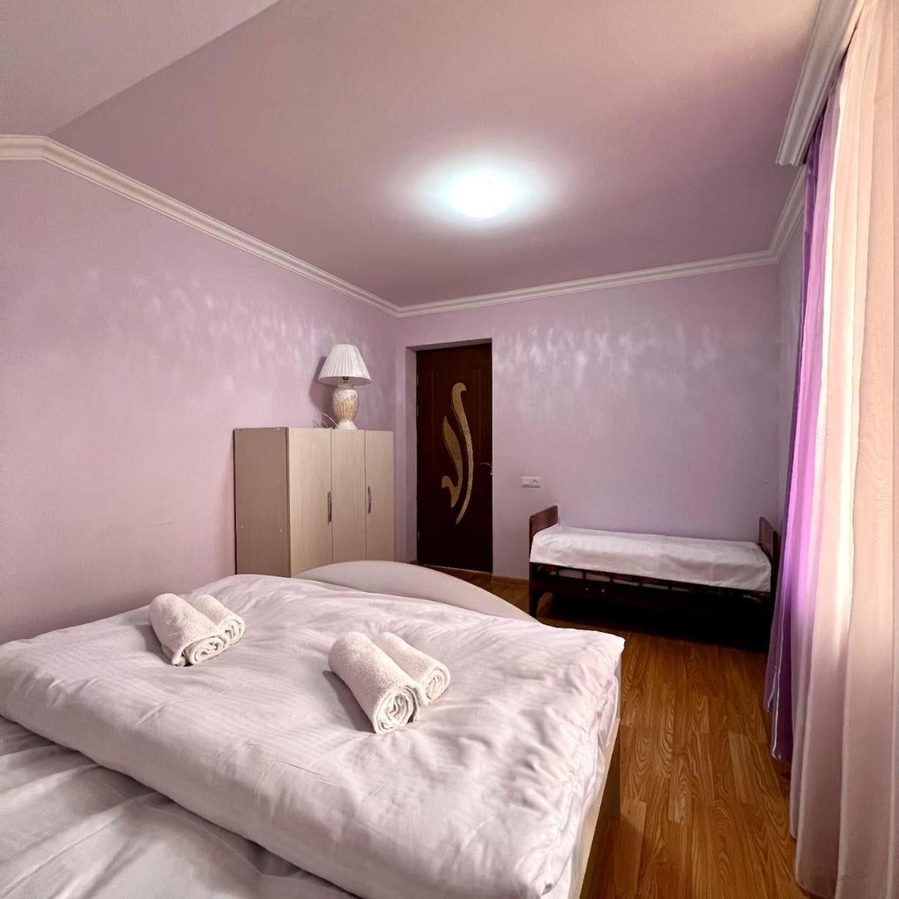 Nais House in DILIJAN