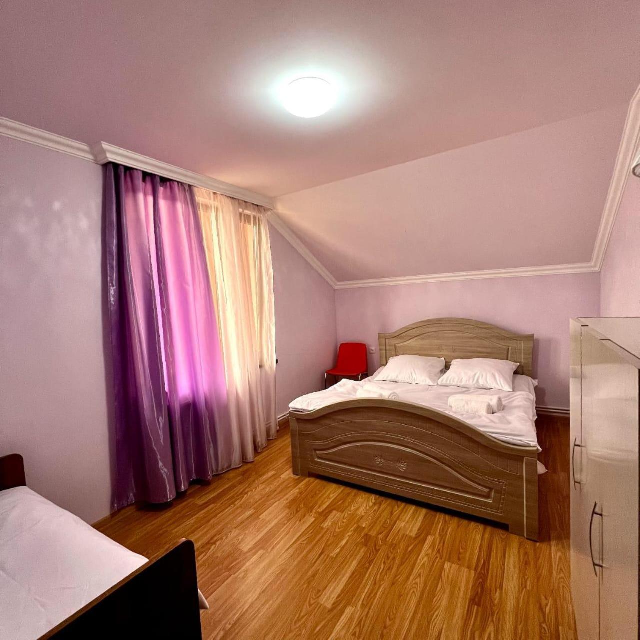 Nais House in DILIJAN