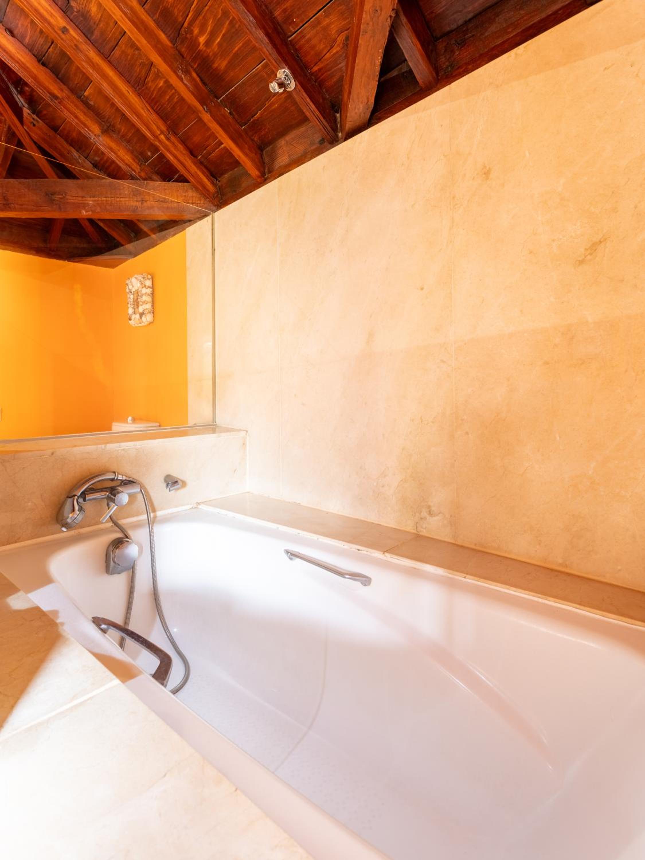 Live La Orotava Attic National Heritage