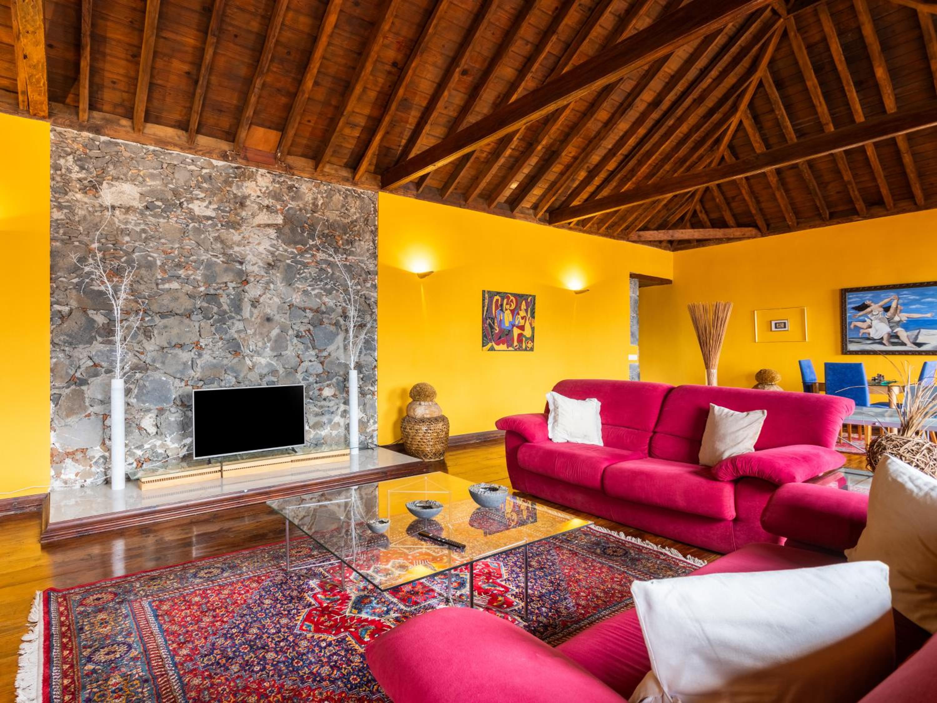 Live La Orotava Attic National Heritage