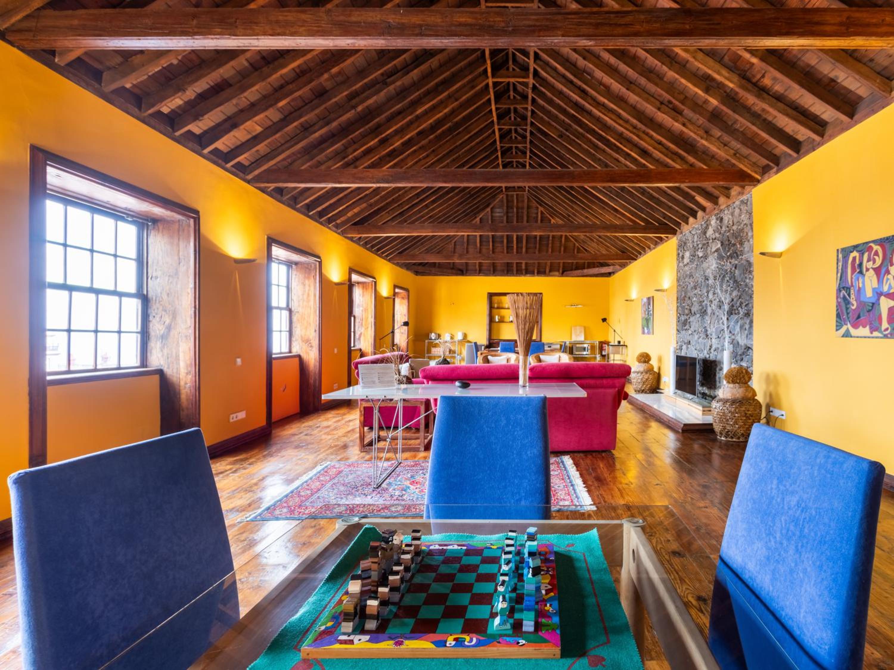 Live La Orotava Attic National Heritage