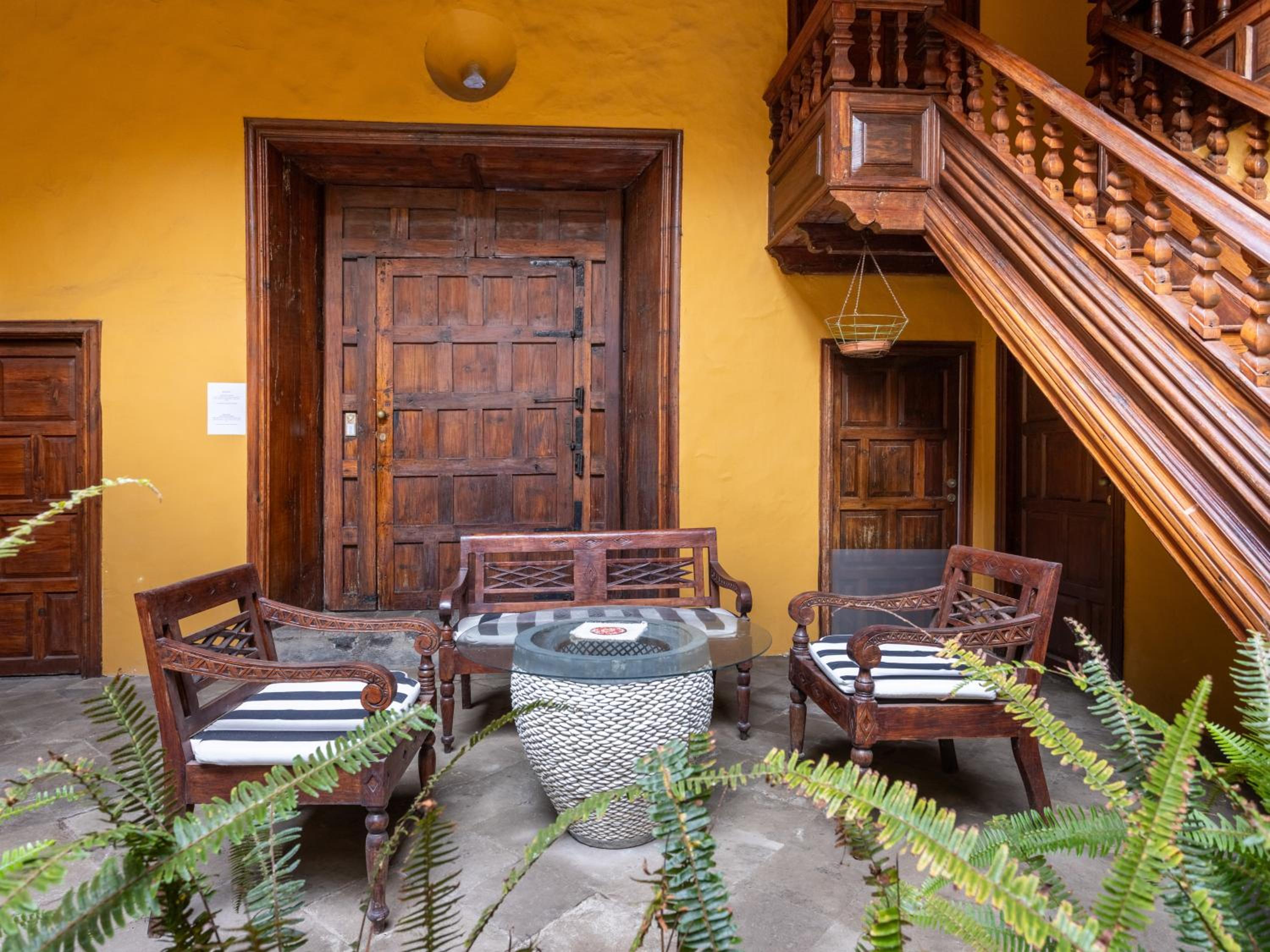 Live La Orotava Attic National Heritage