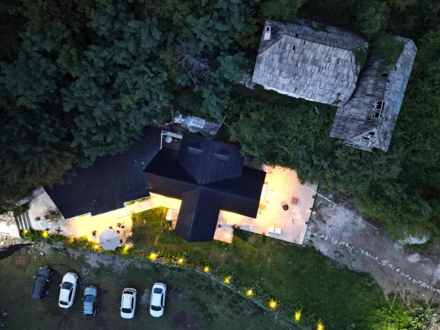 villa prelatheth