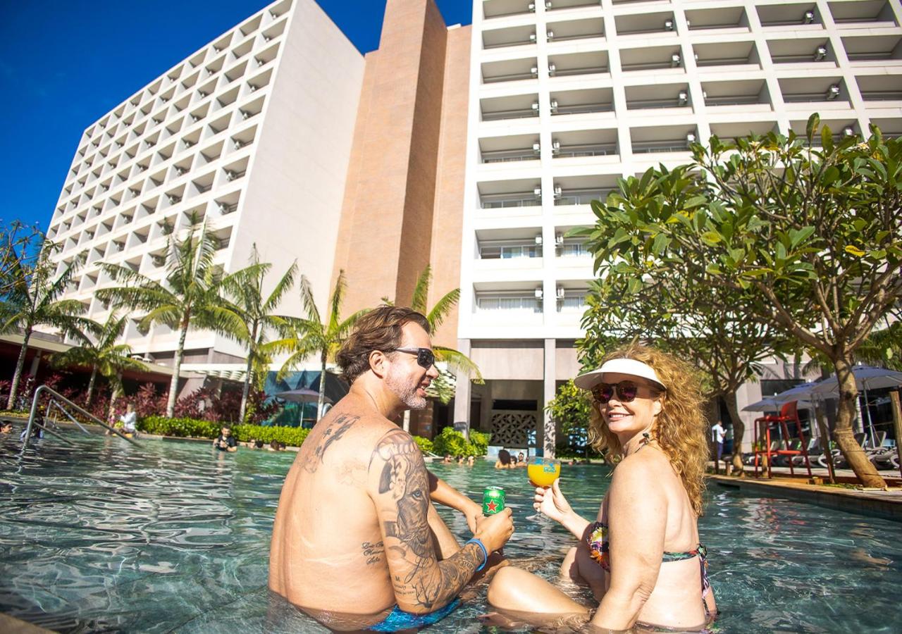 Hot Beach Resort
