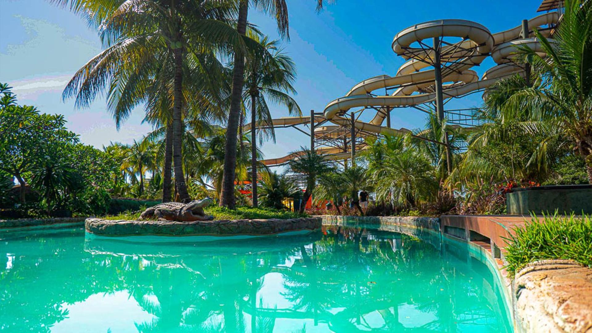 Hot Beach Resort