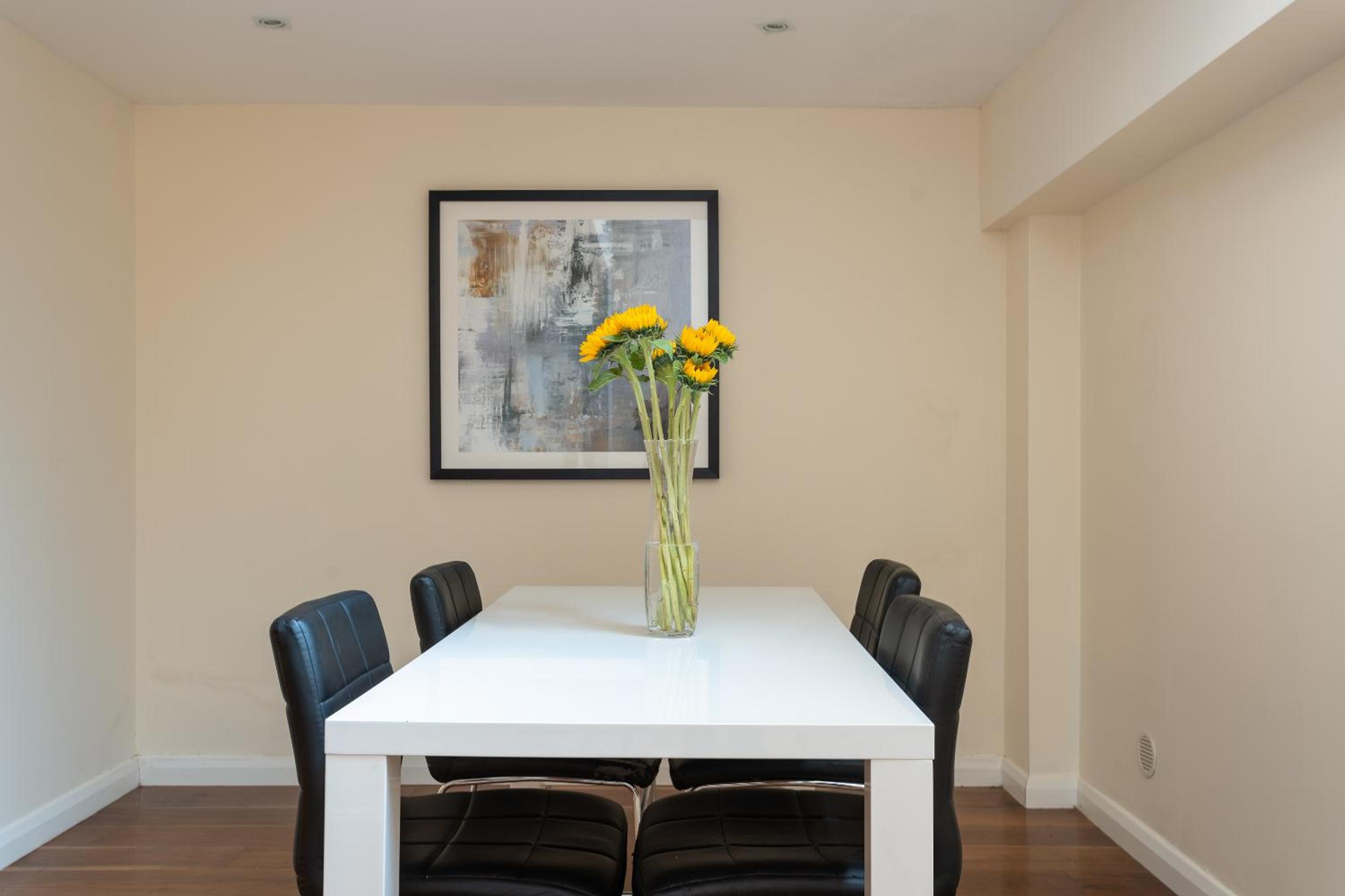 Luxury 2 bedroom flat in Holborn