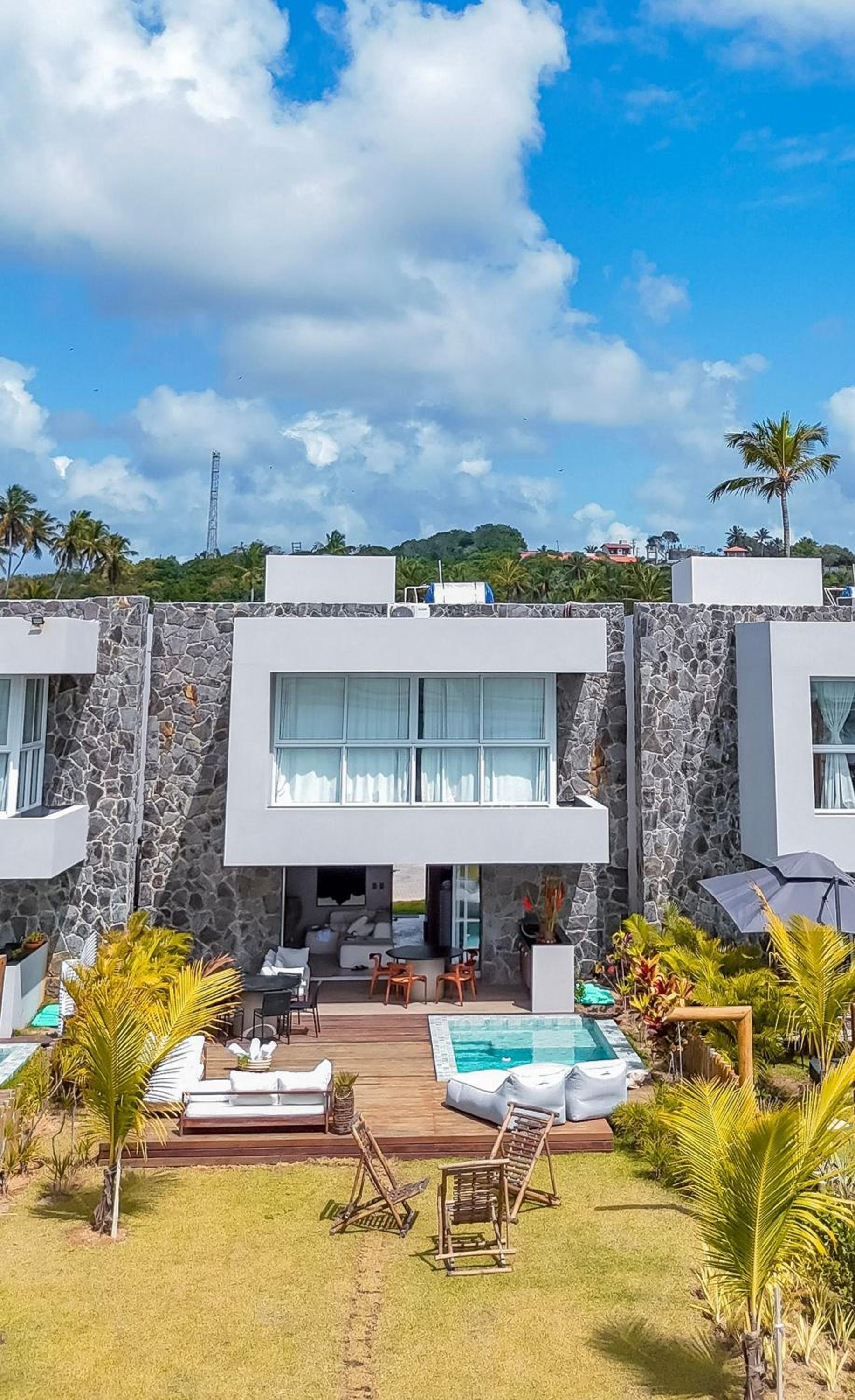 Casa AWA E07 - Milagres com Piscina à Beira-Mar