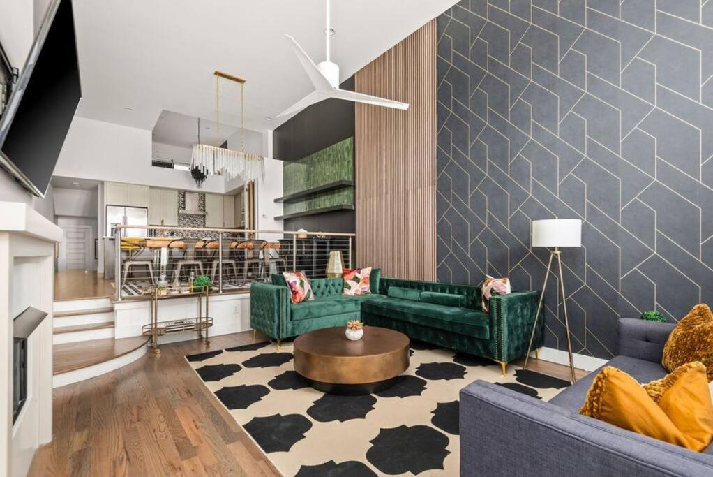 Modern Townhouse near Vandy and Parthenon view 5