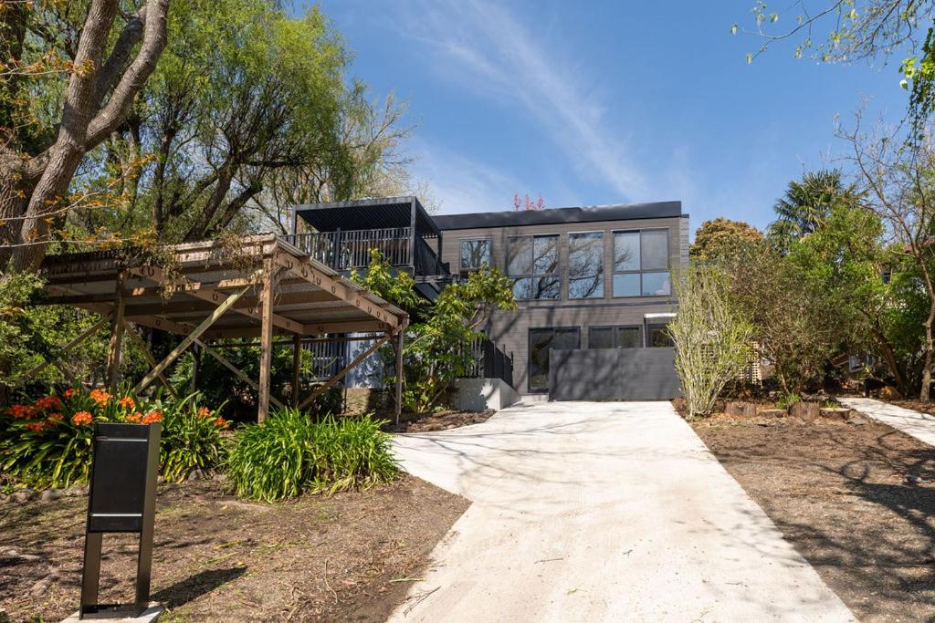 Hotel Station Hideaway with Private Spa - Image 1