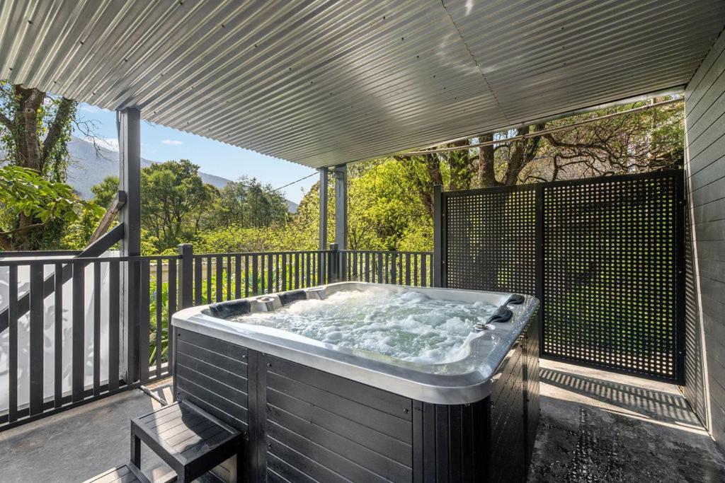Warburton Stays Station Hideaway