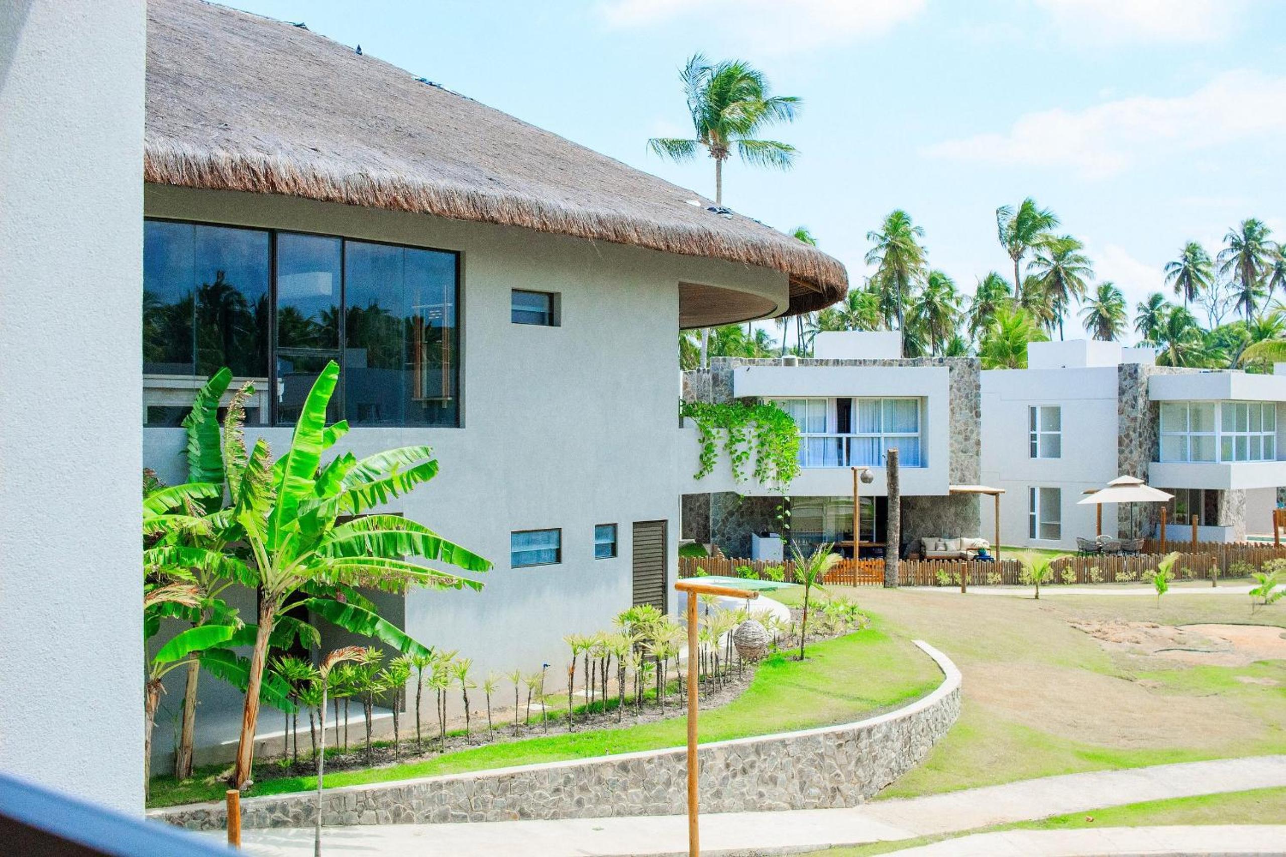 Casa AWA E07 - Milagres com Piscina à Beira-Mar