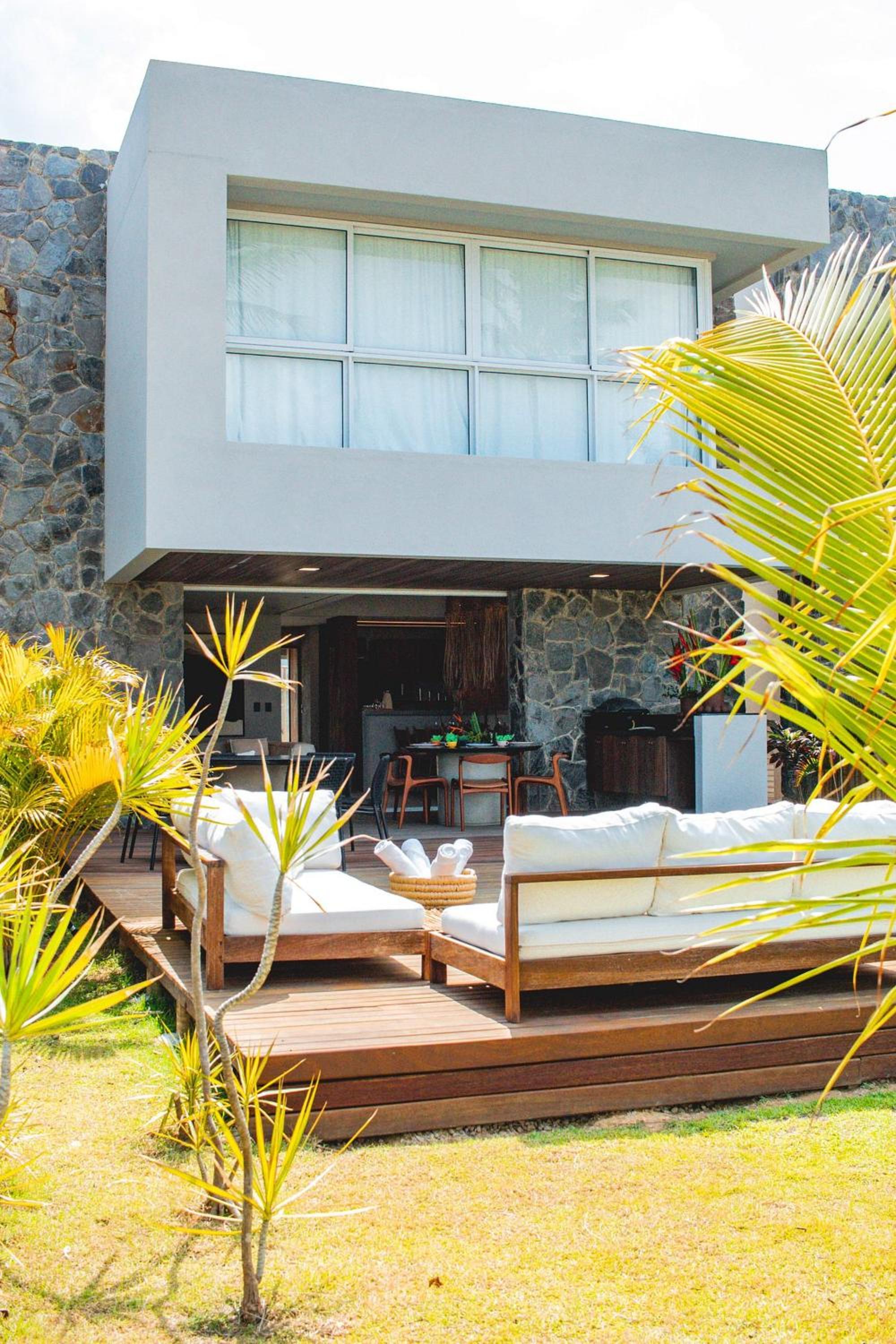 Casa AWA E07 - Milagres com Piscina à Beira-Mar