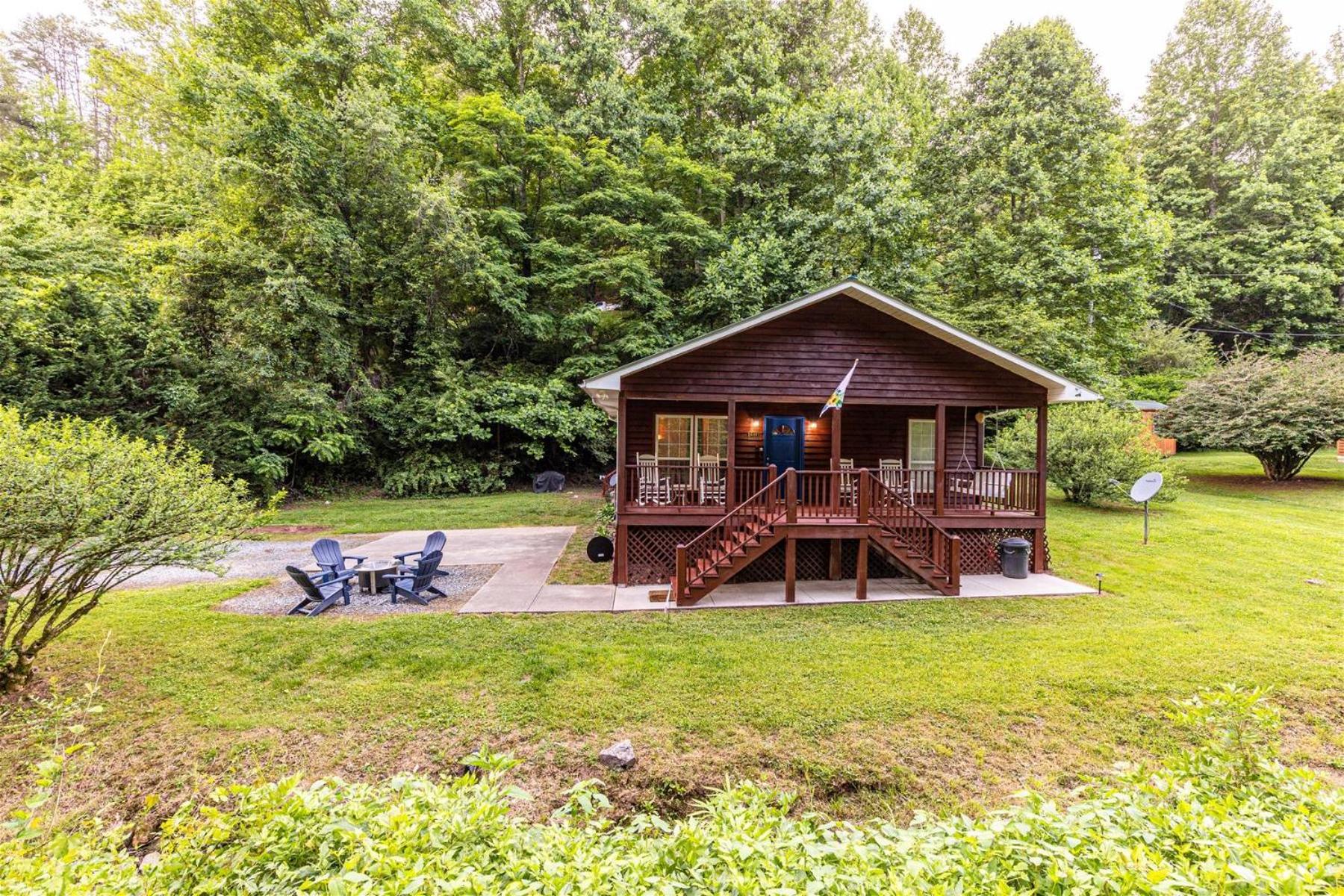 Diamond Creek Cabin view 5