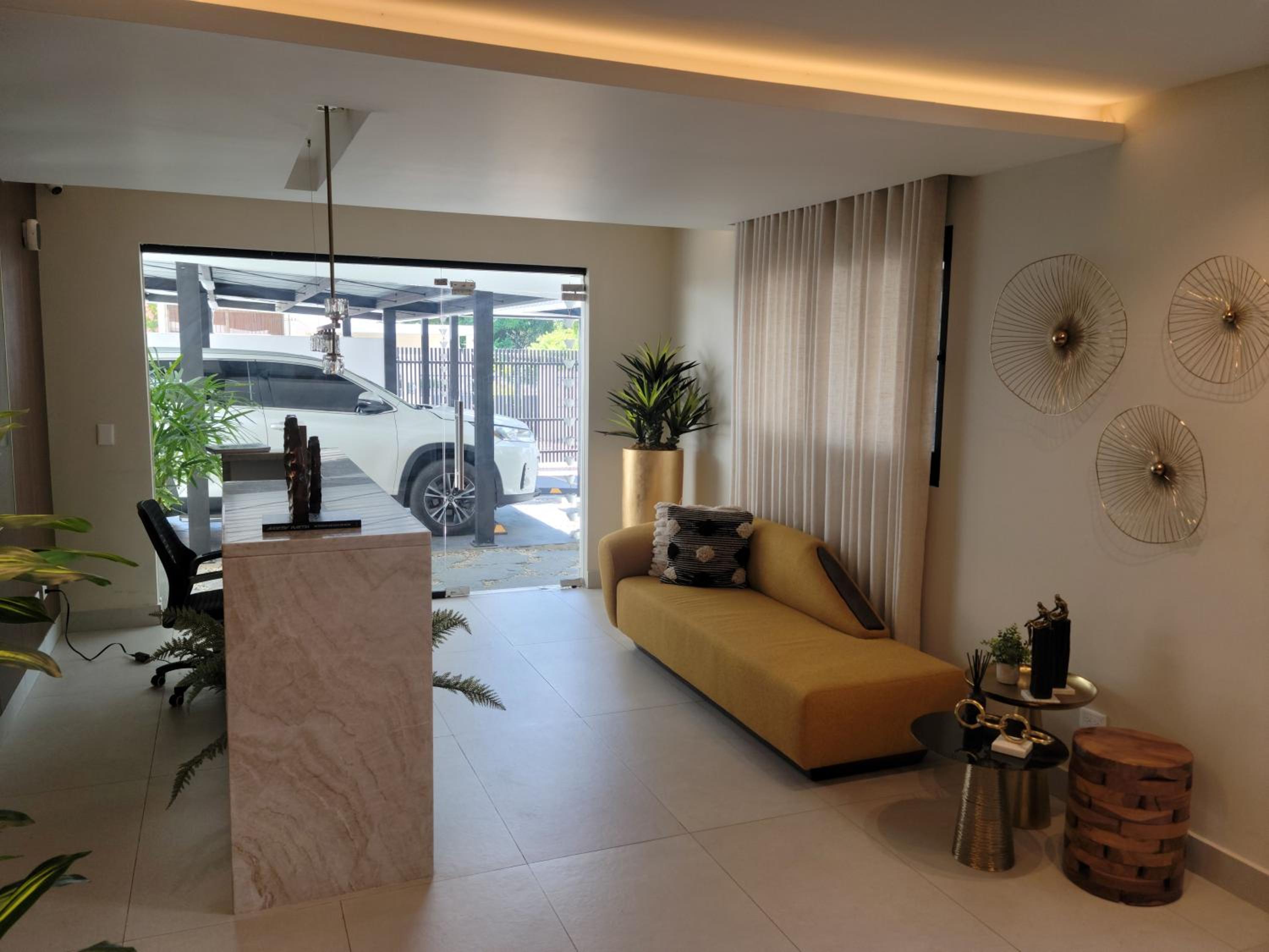 Luxury Apartment Downtown