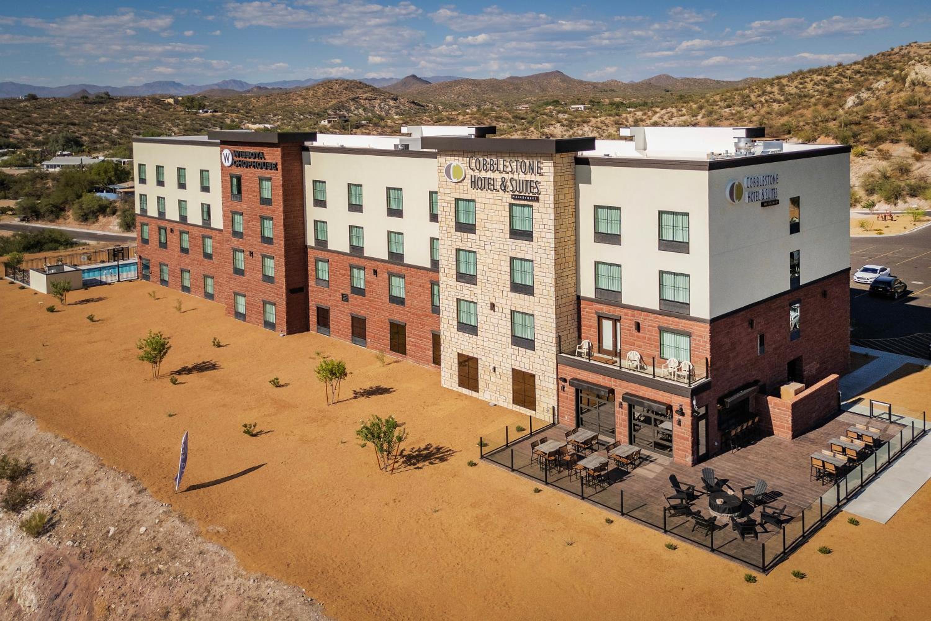 Cobblestone Hotel & Suites - Wickenburg view 4