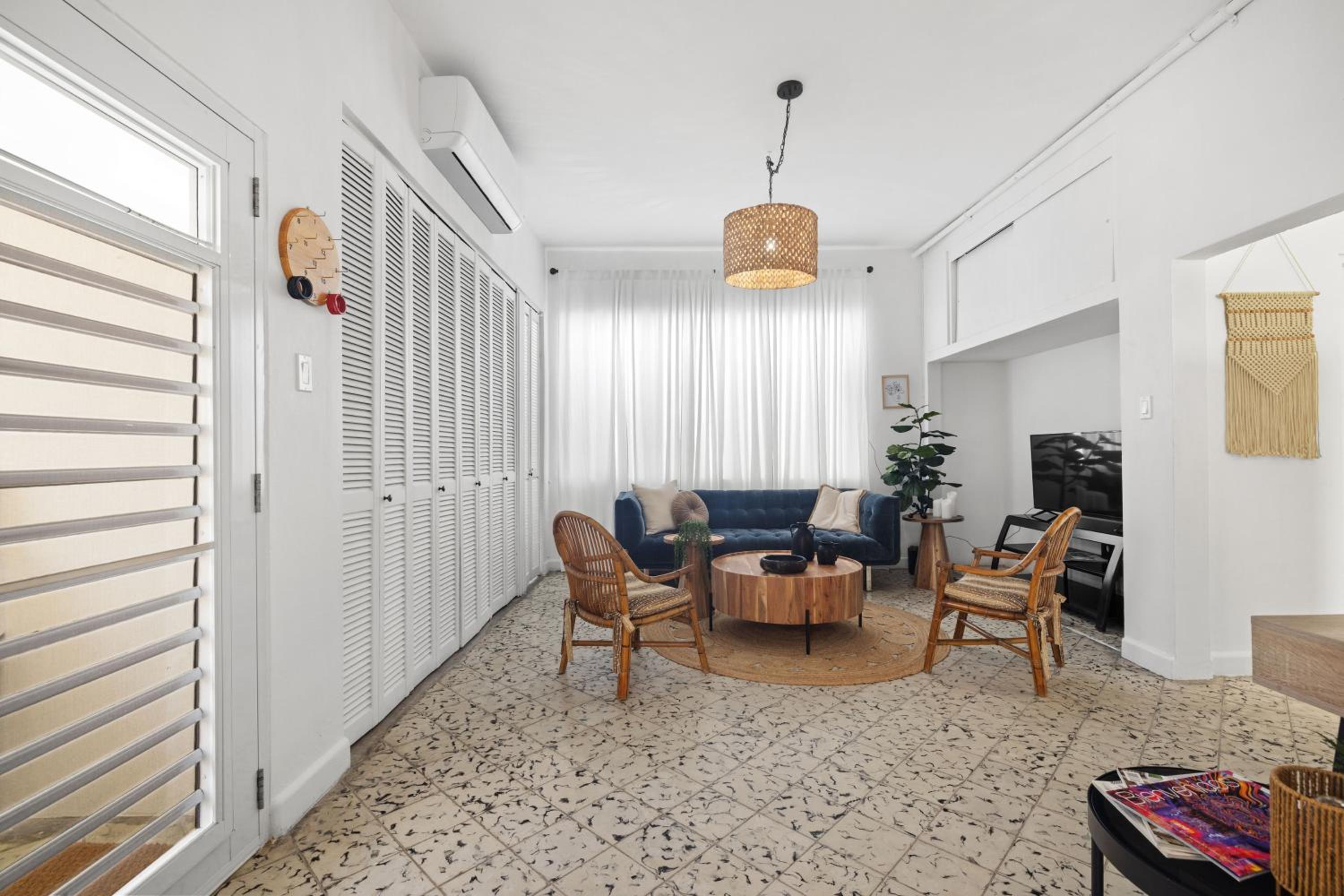 Otium Near The Beach Modern Stay