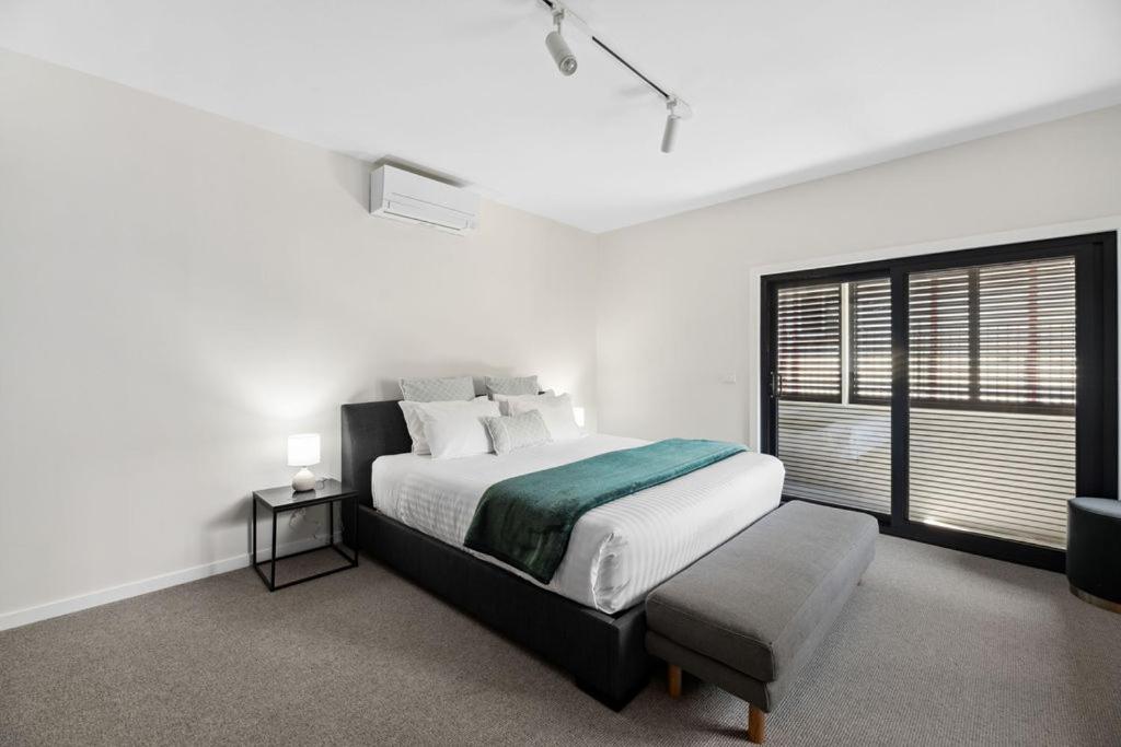 Warburton Stays Station Penthouse