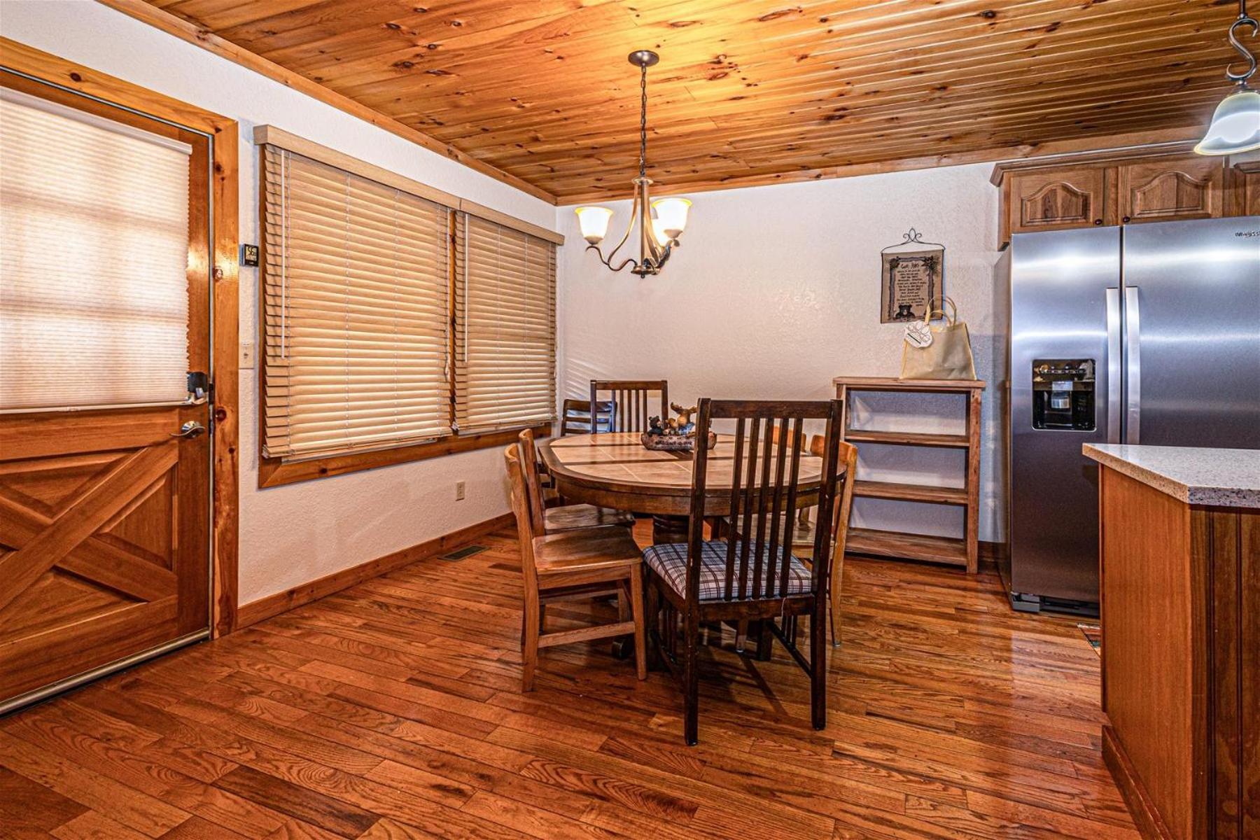 Dulce Mountain Cabin
