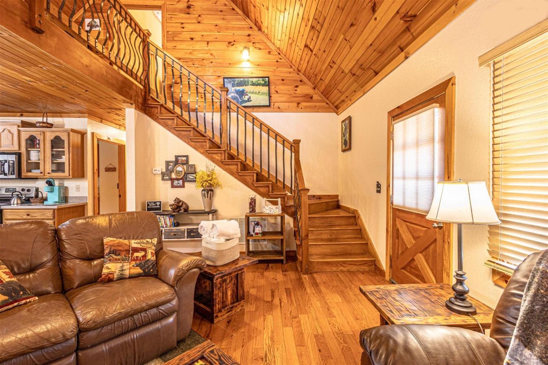 Dulce Mountain Cabin