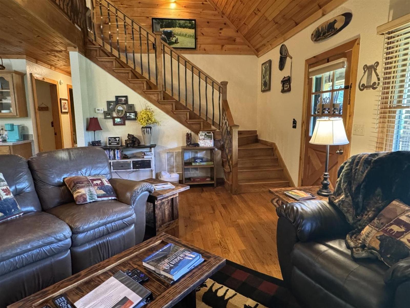 Dulce Mountain Cabin