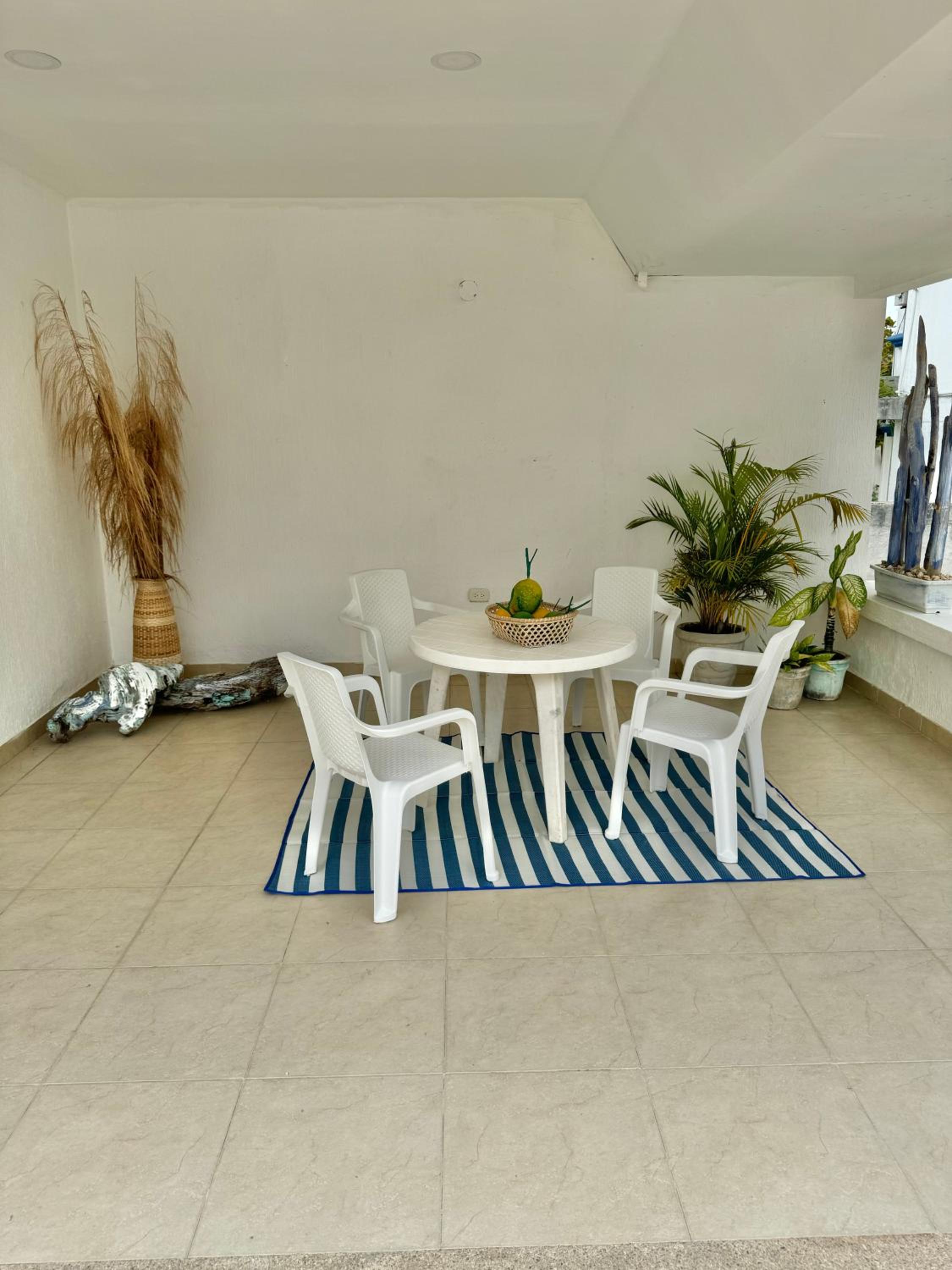 Conjunto Vergaralandia cabañas frente al mar
