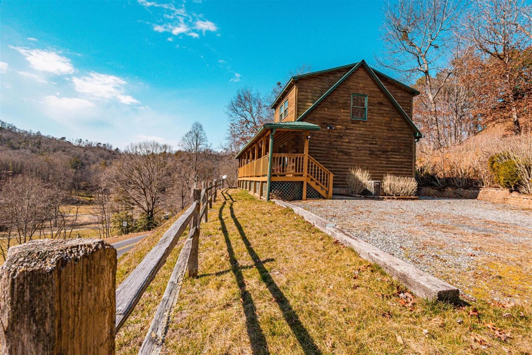 Dulce Mountain Cabin