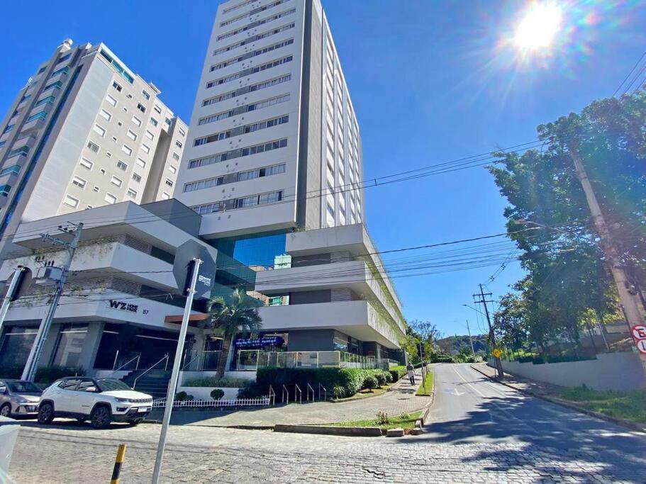 Loft novo, 500 m da Vila Germânica Oktoberfest