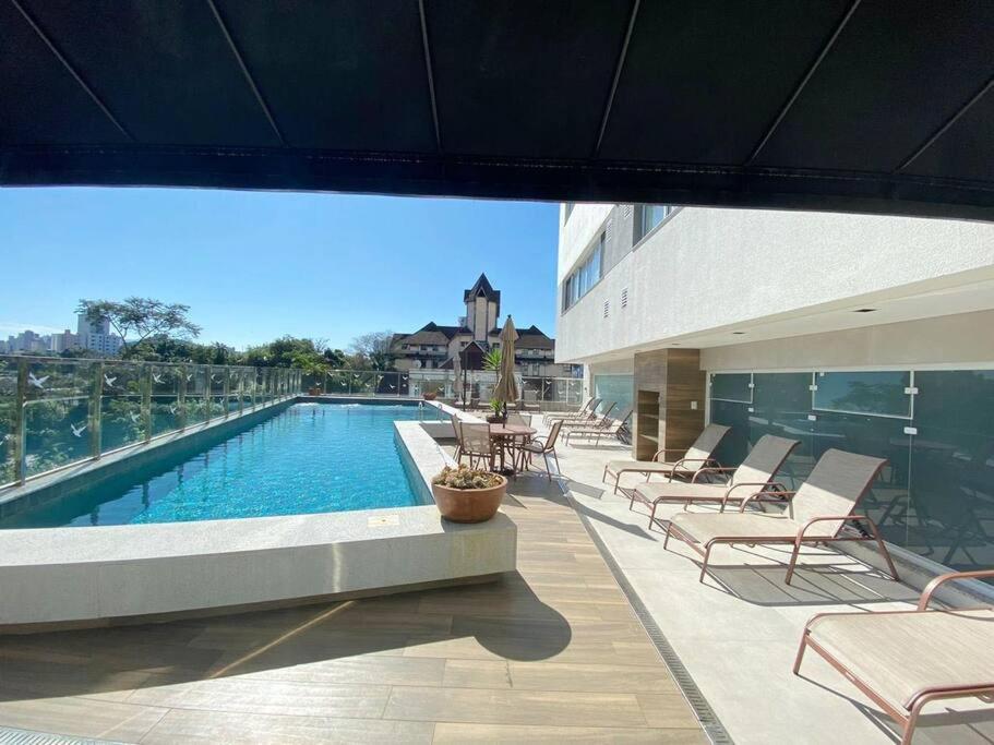 Loft novo, 500 m da Vila Germânica Oktoberfest