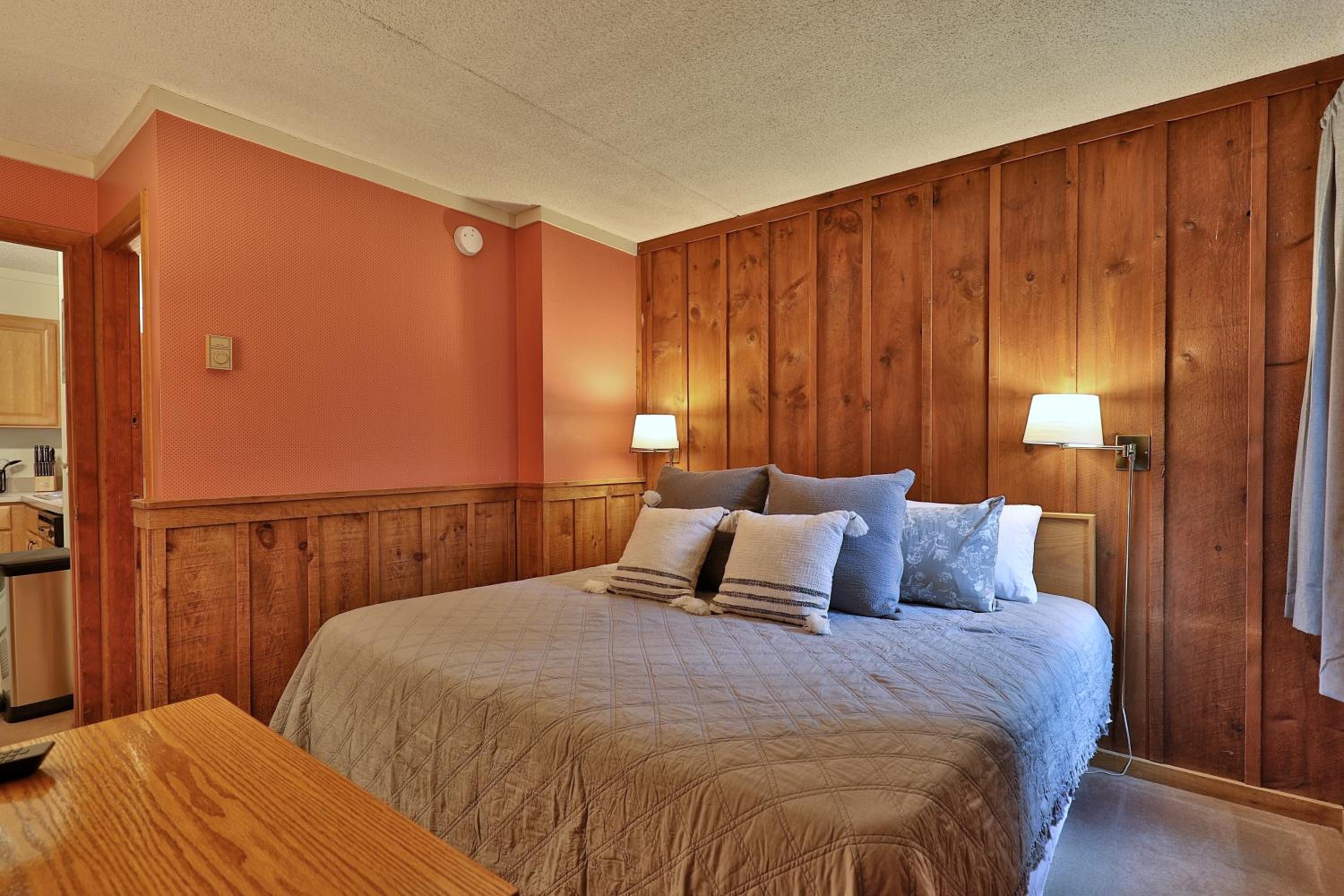 Whiffletree A5 - Hosted by J&M Vacation Properties - Close to Slopes - Shuttle - Summer Pool view 4