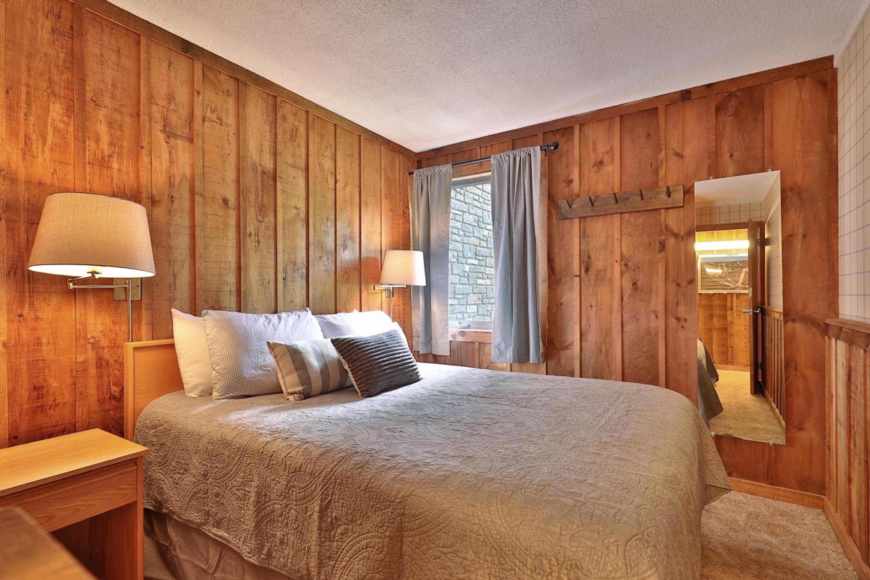 Whiffletree A5 - Hosted by J&M Vacation Properties - Close to Slopes - Shuttle - Summer Pool view 5