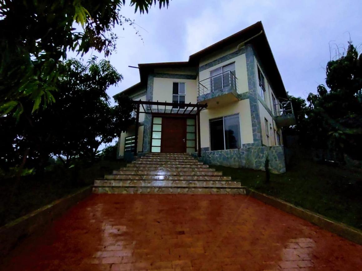 Casa campestre con piscina